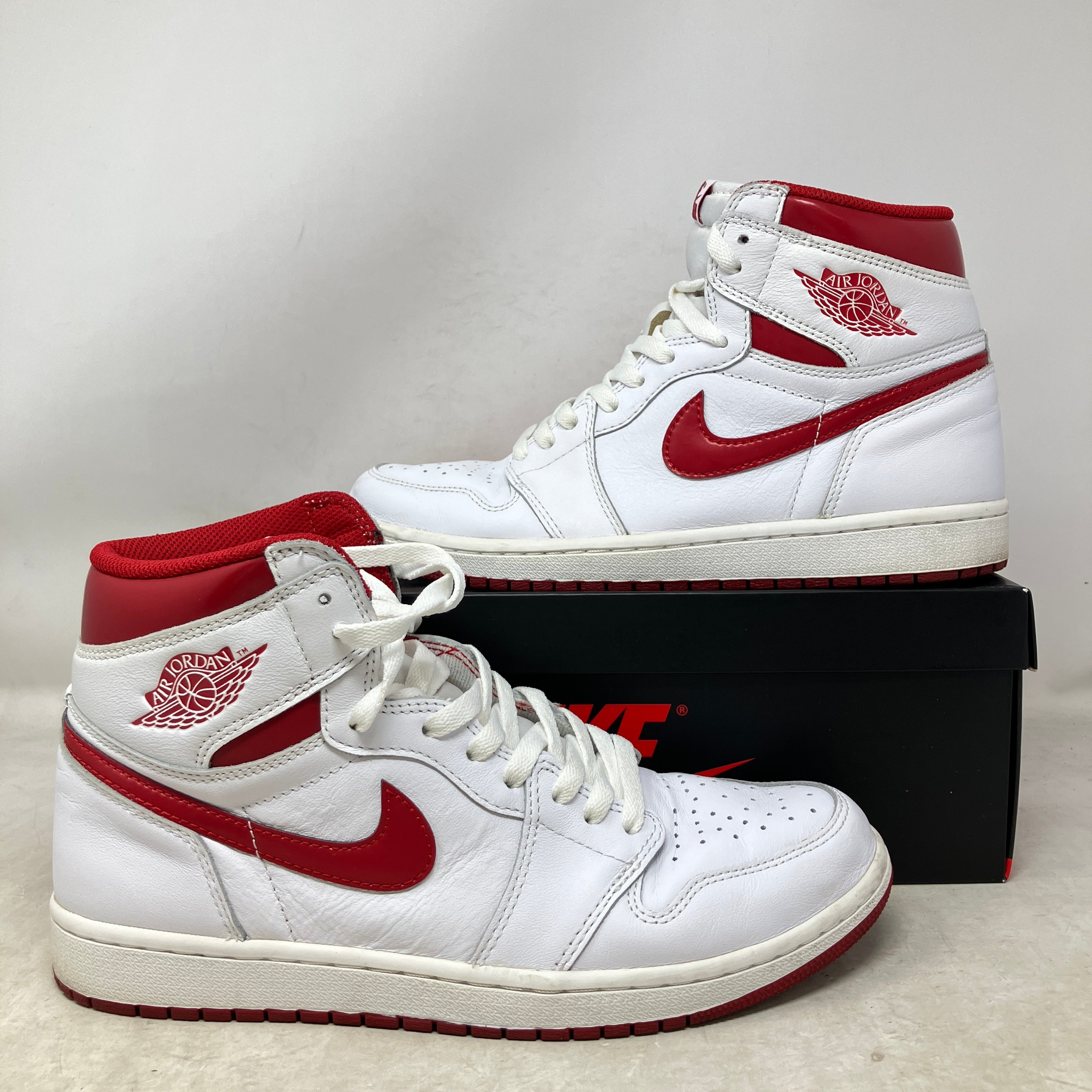 Jordan 1 Retro Metallic Red (2017)