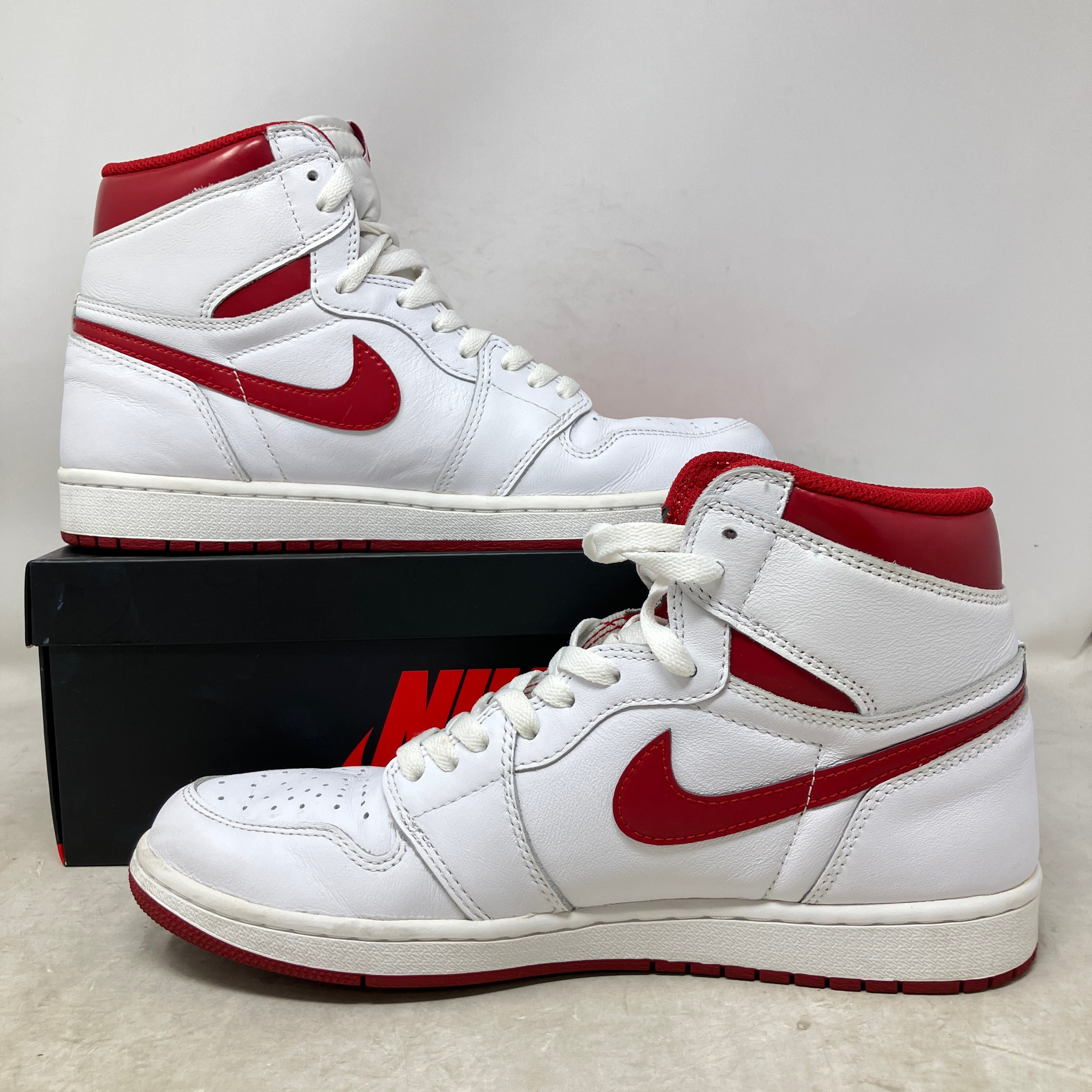 Jordan 1 Retro Metallic Red (2017)