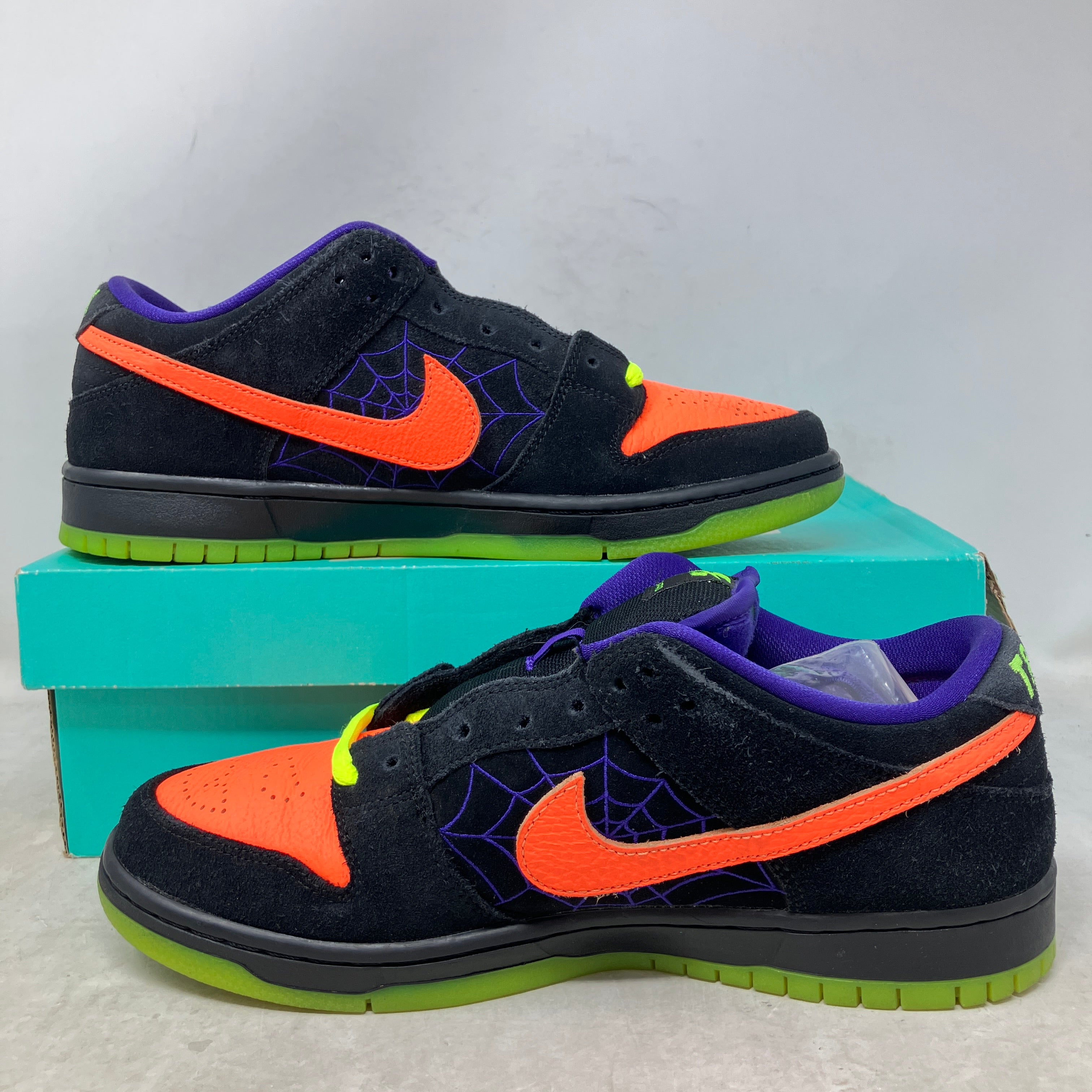 Nike SB Dunk Low Night of Mischief Halloween