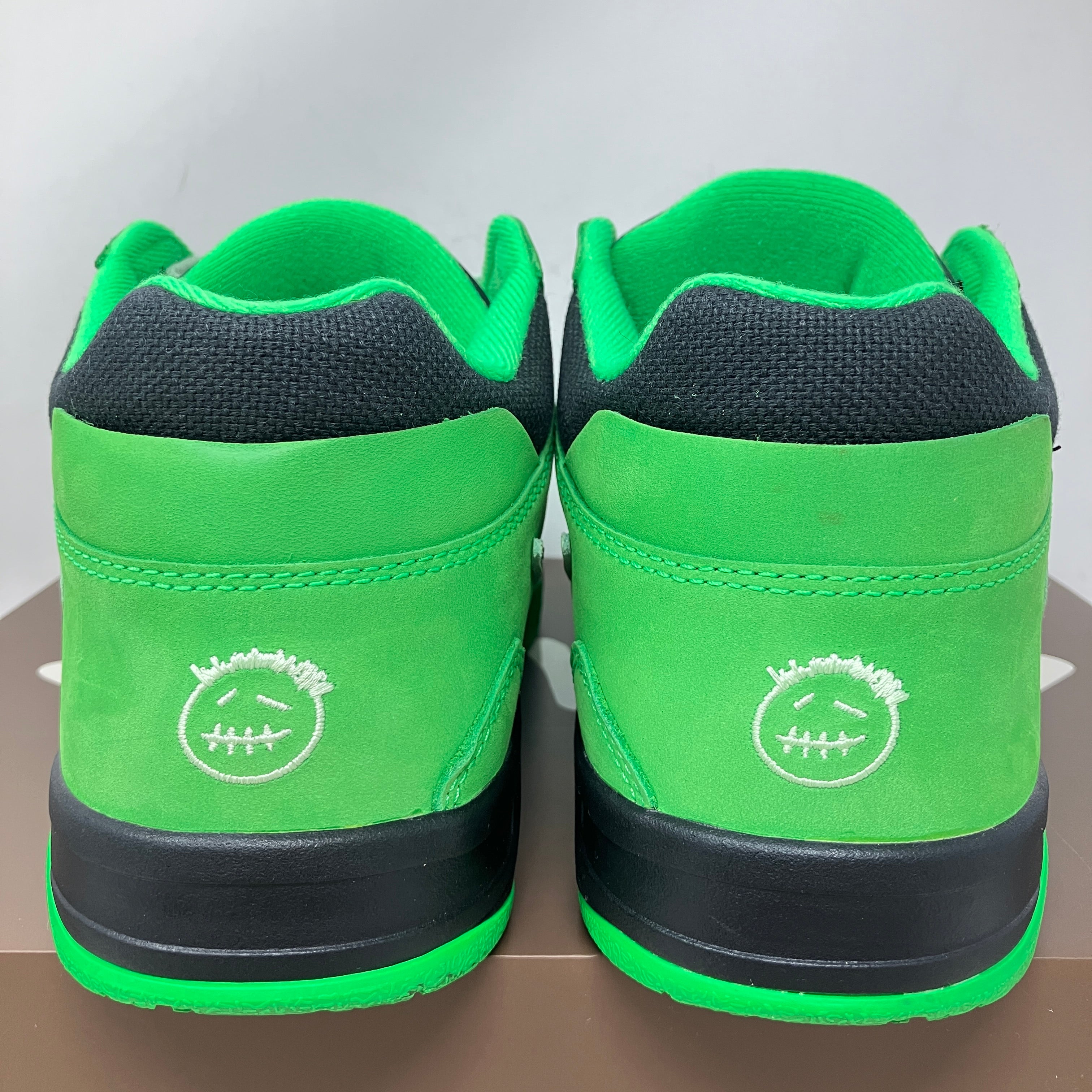 Jordan CJ1 T-Rexx Travis Scott Green Spark