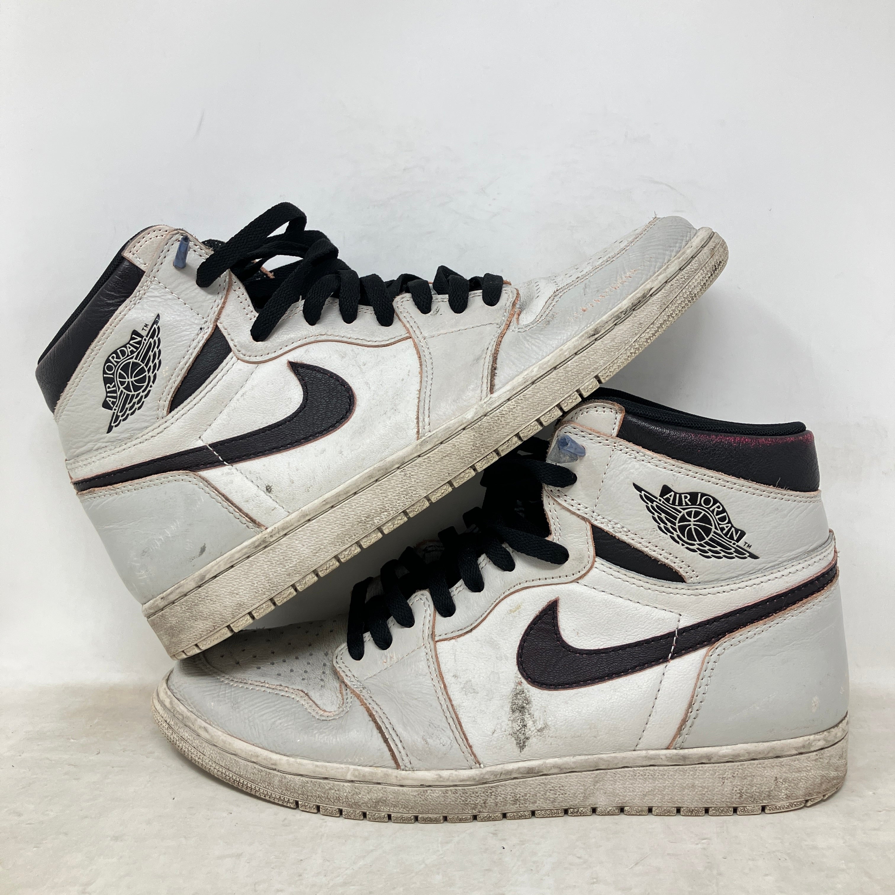 Jordan 1 Retro High OG Defiant SB NYC to Paris