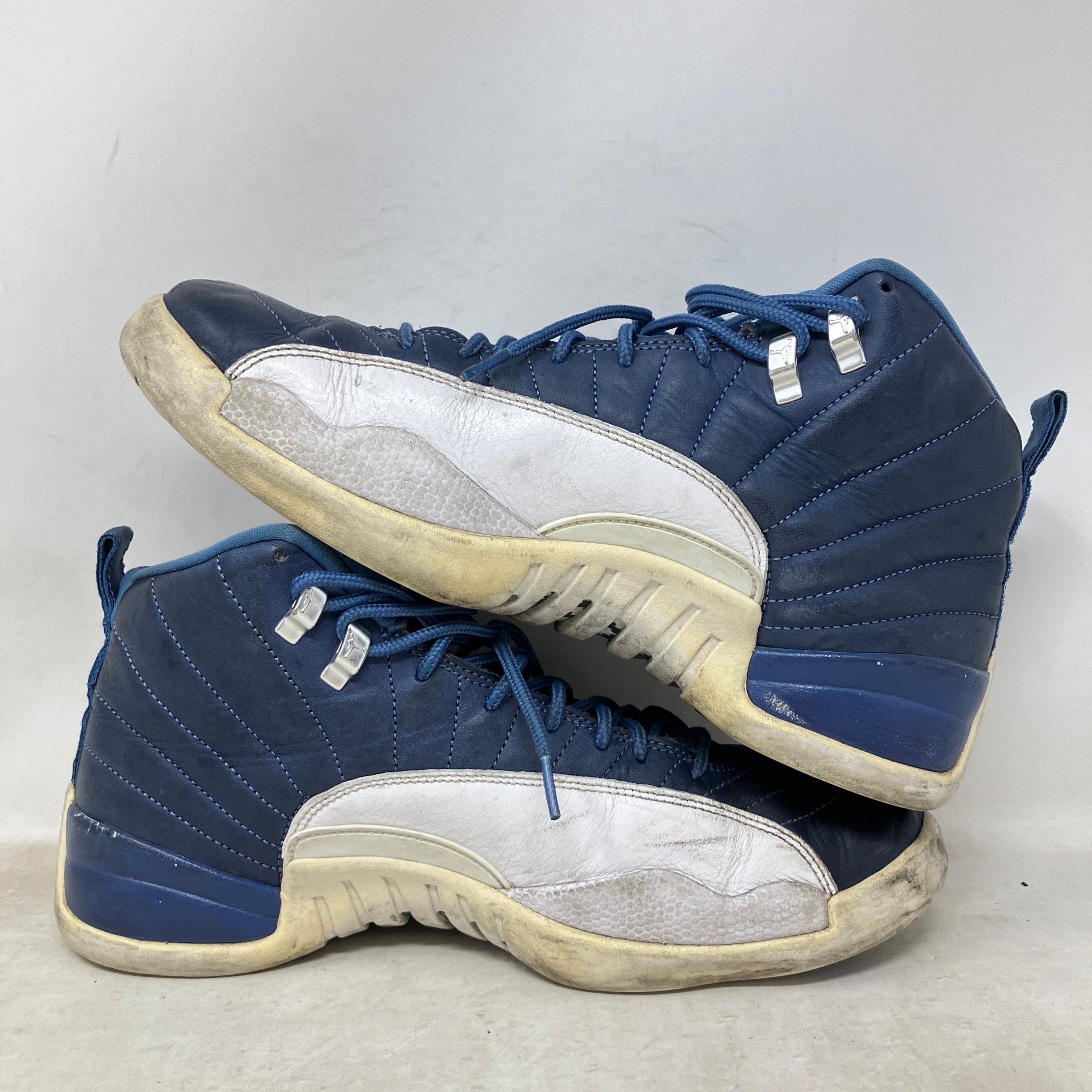 Jordan 12 Retro Indigo