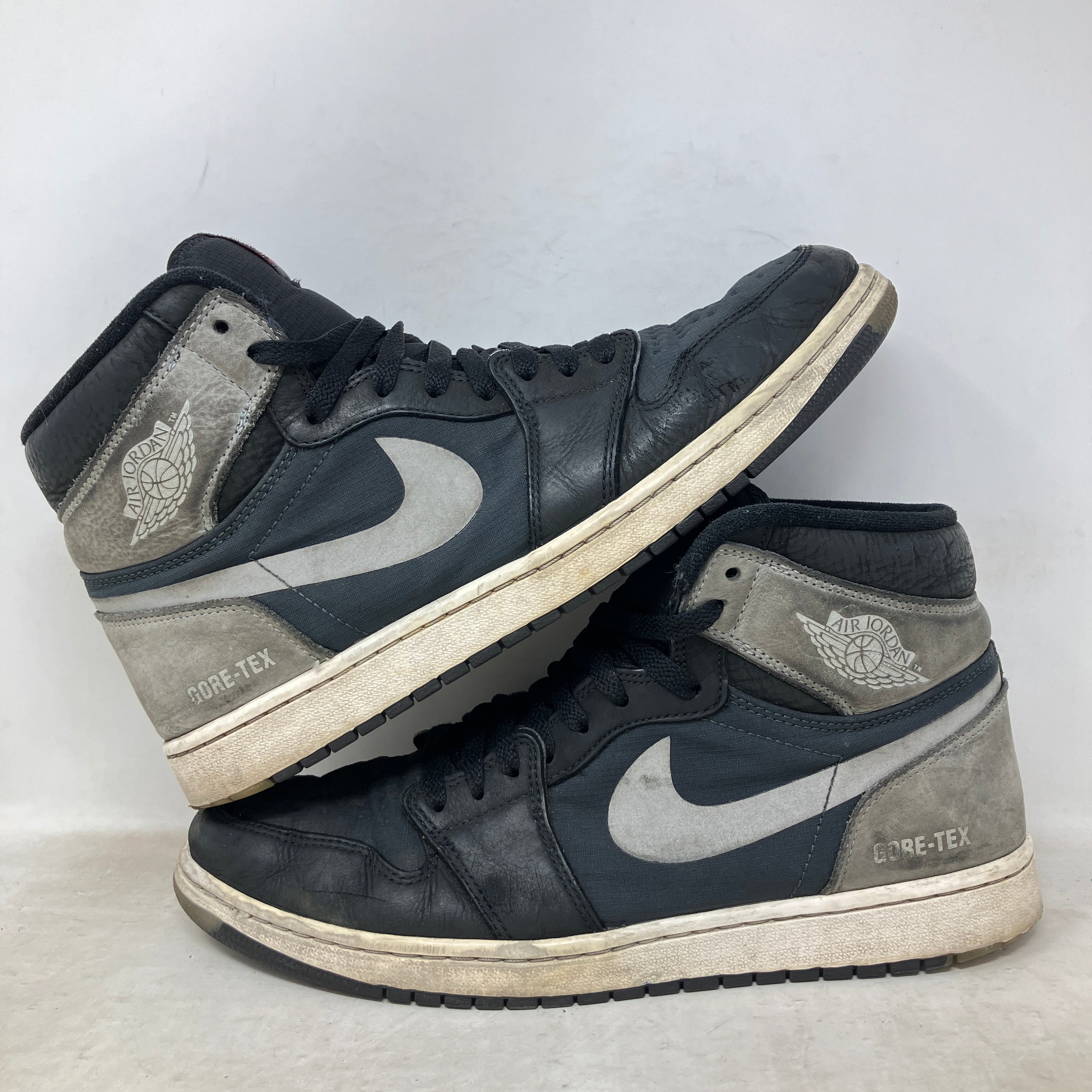 Jordan 1 Retro High Element Gore-Tex Black Particle Grey