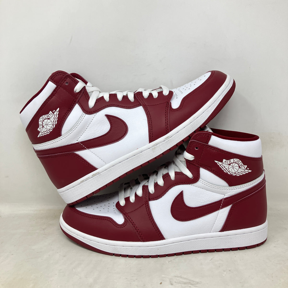 Jordan 1 Retro High OG Artisanal Team Red