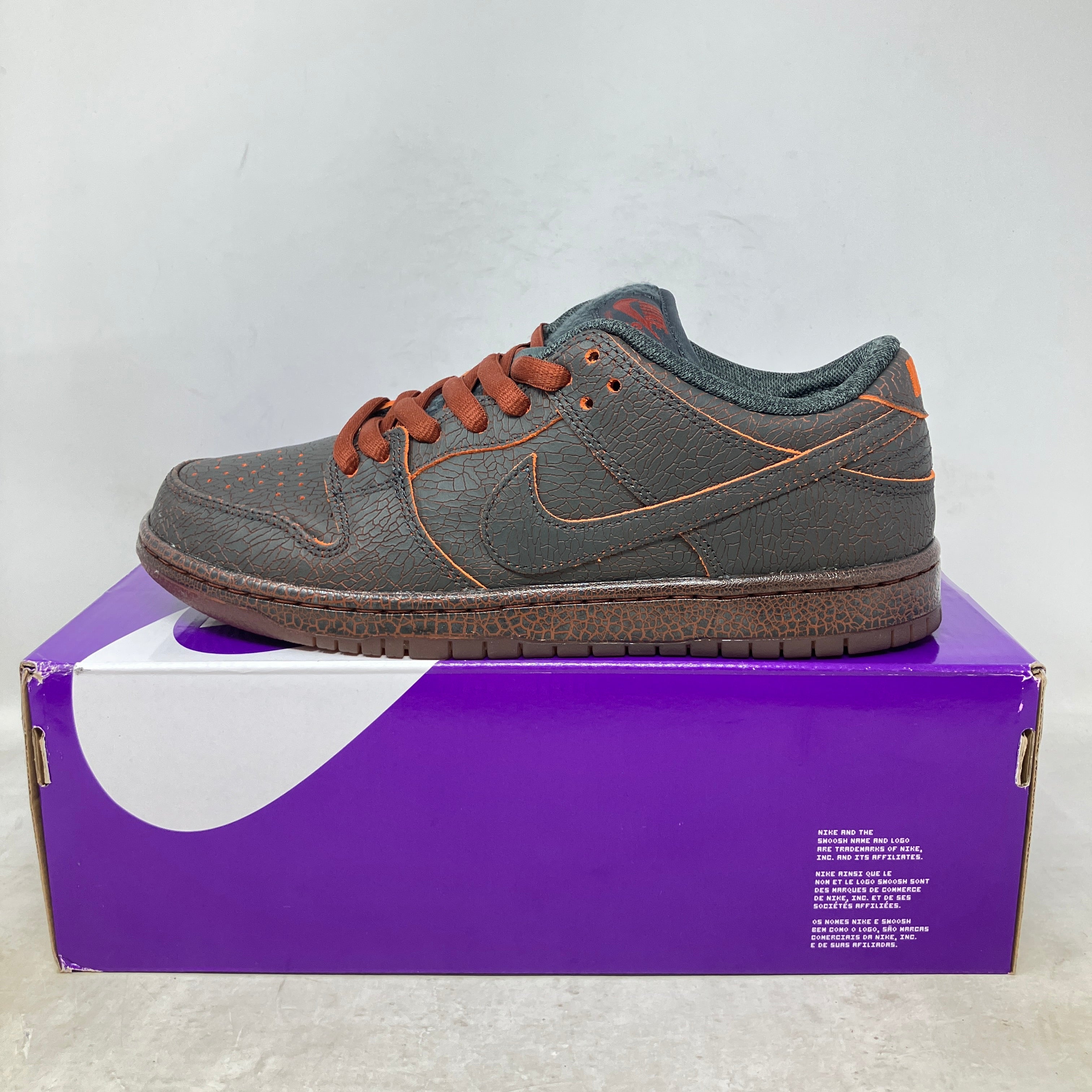 Nike Dunk SB Low Krampus
