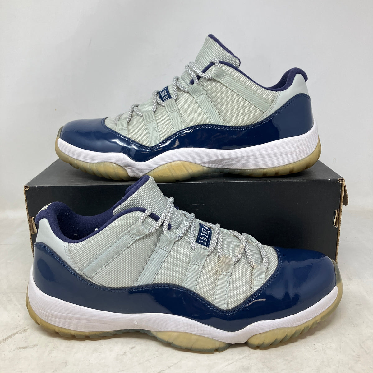 Jordan 11 Retro Low Georgetown