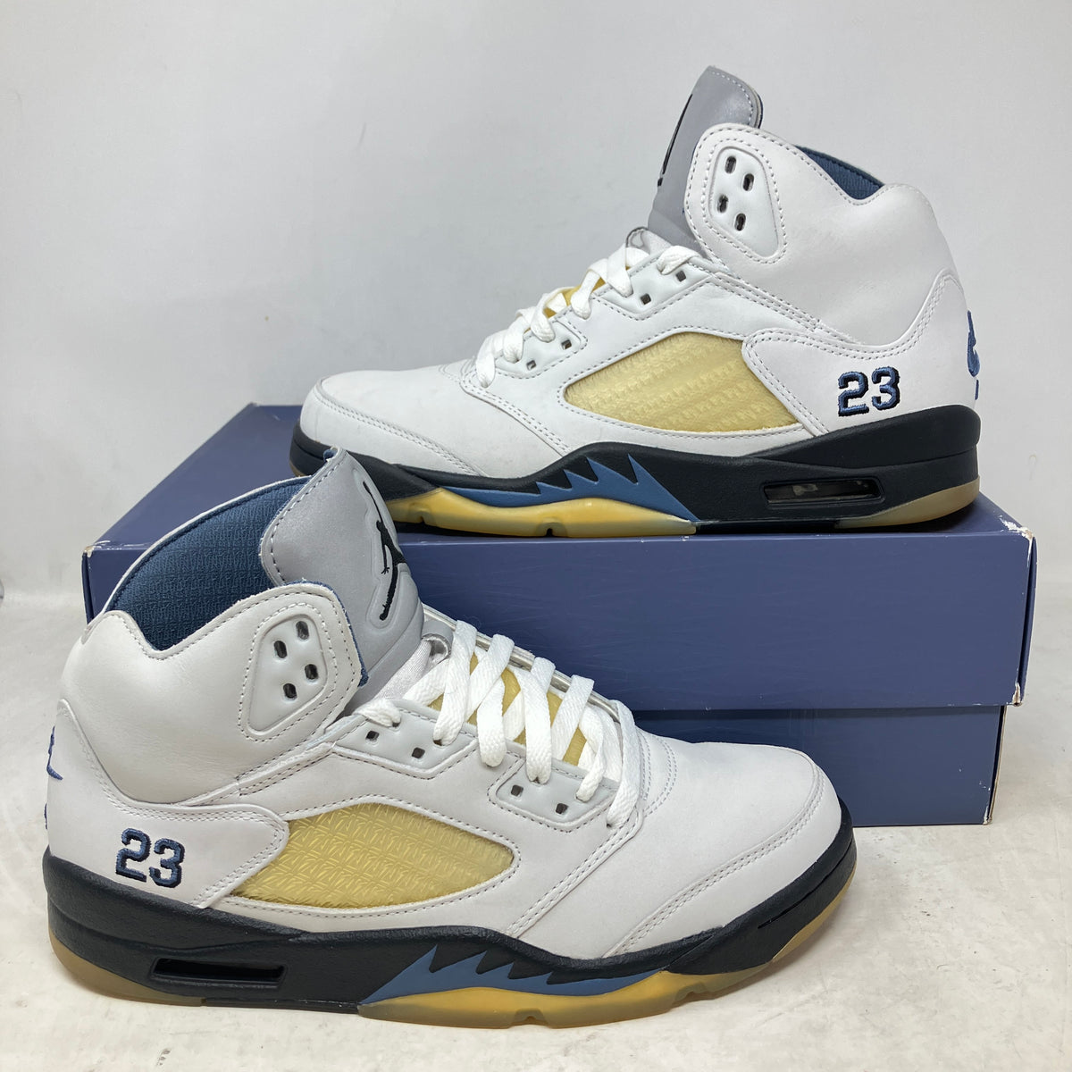 Jordan 5 Retro A Ma Maniére Dawn (Women's)