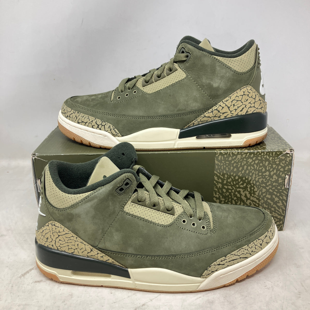 Jordan 3 Retro Family Affair