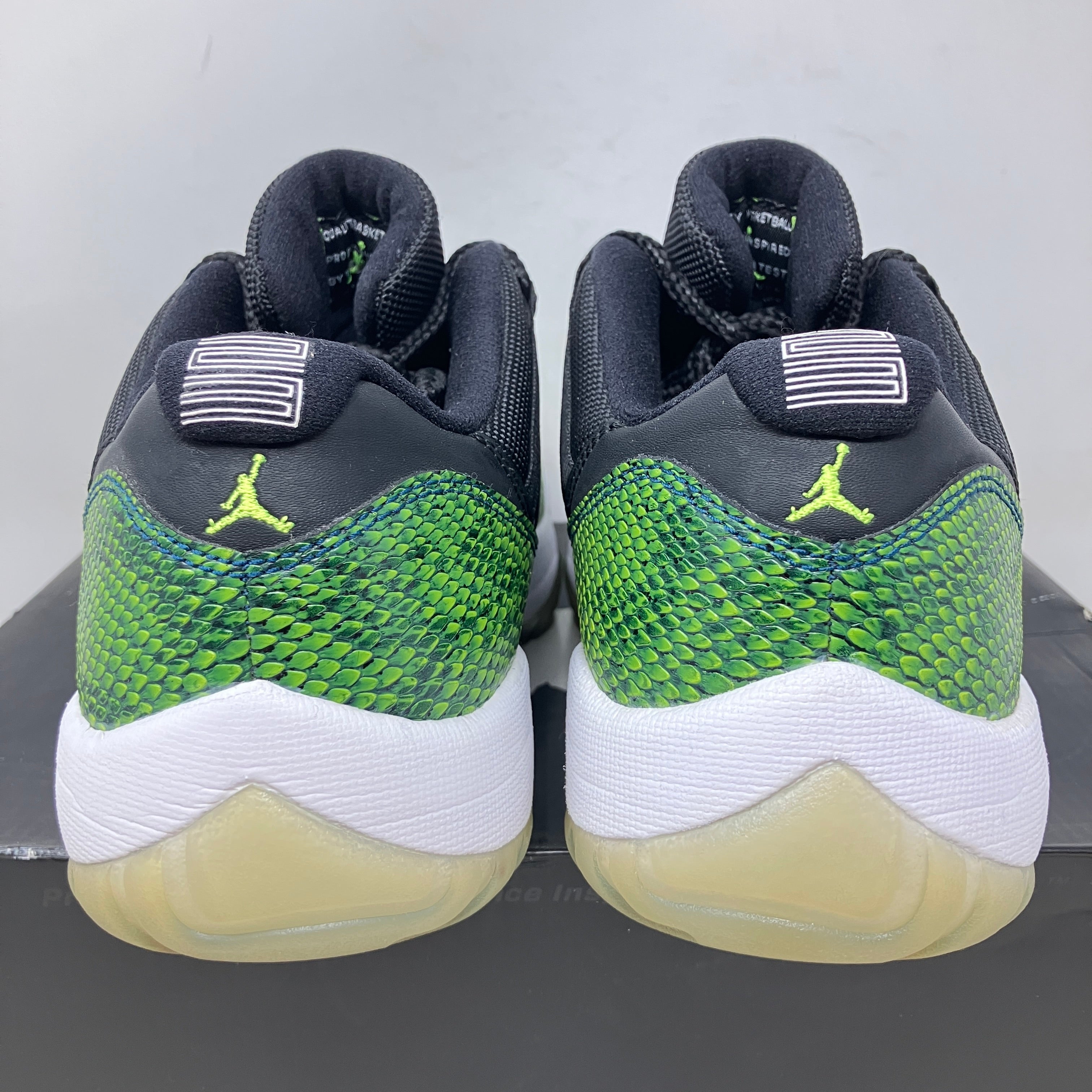 Jordan 11 Retro Low Green Snakeskin