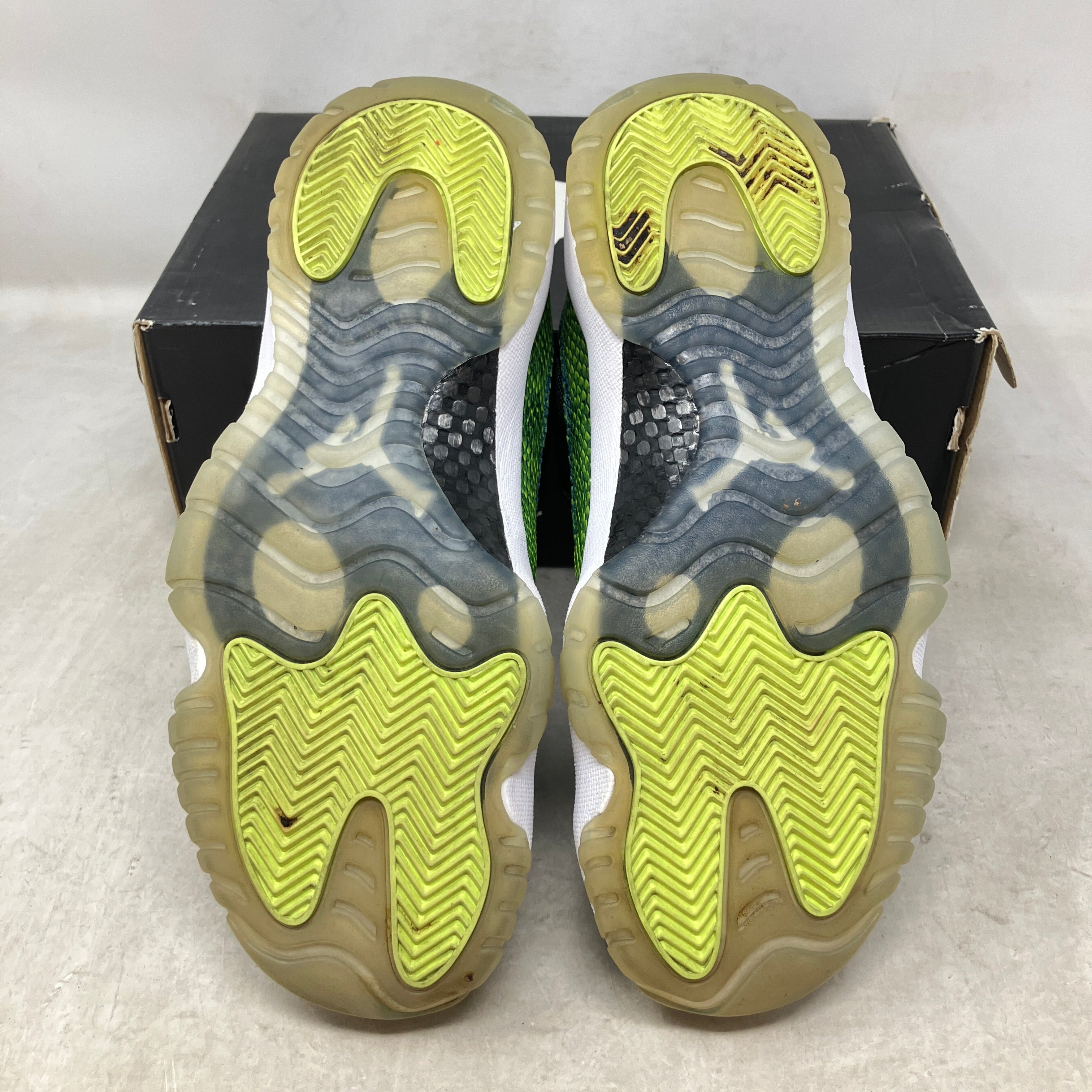 Jordan 11 Retro Low Green Snakeskin