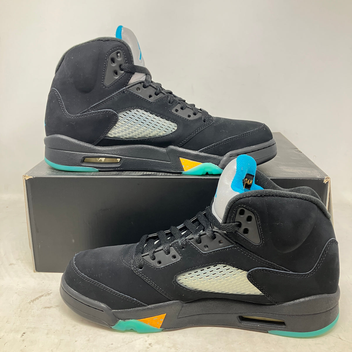 Jordan 5 Retro Aqua