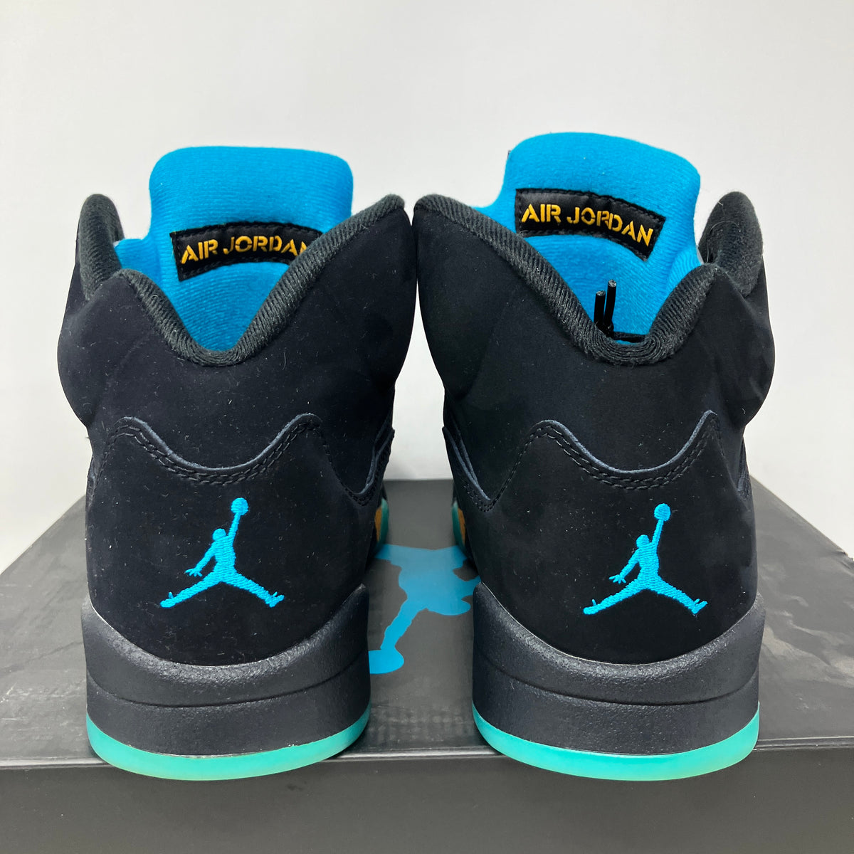 Jordan 5 Retro Aqua