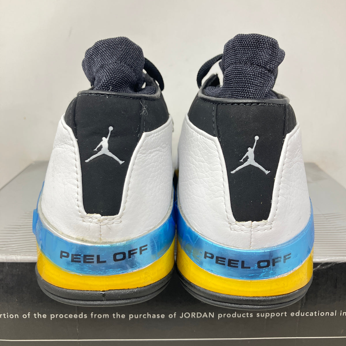 Jordan 17 OG Low All-Star Lightning (2002)