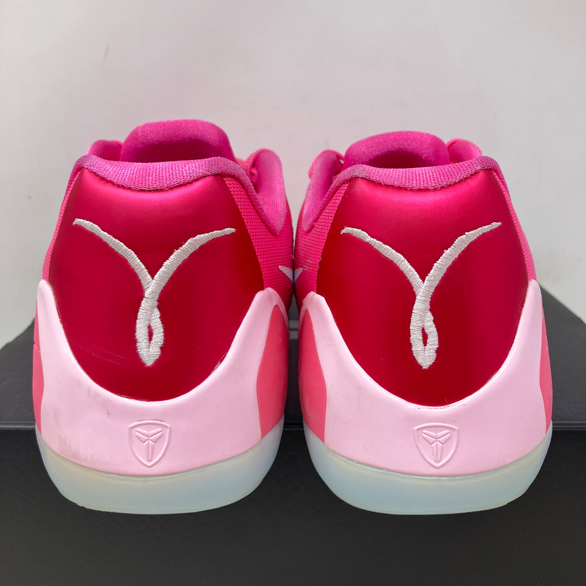 Nike Kobe 9 EM Low Protro Kay Yow Think Pink