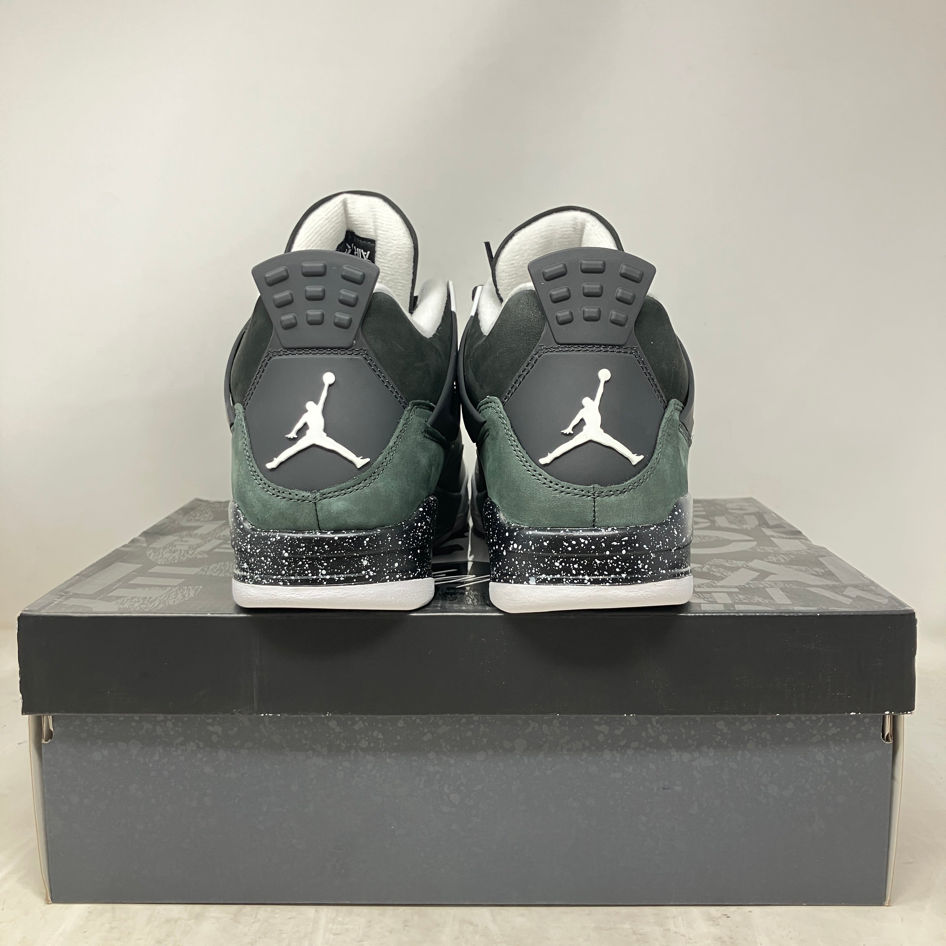 Jordan 4 Retro Fear (2024)