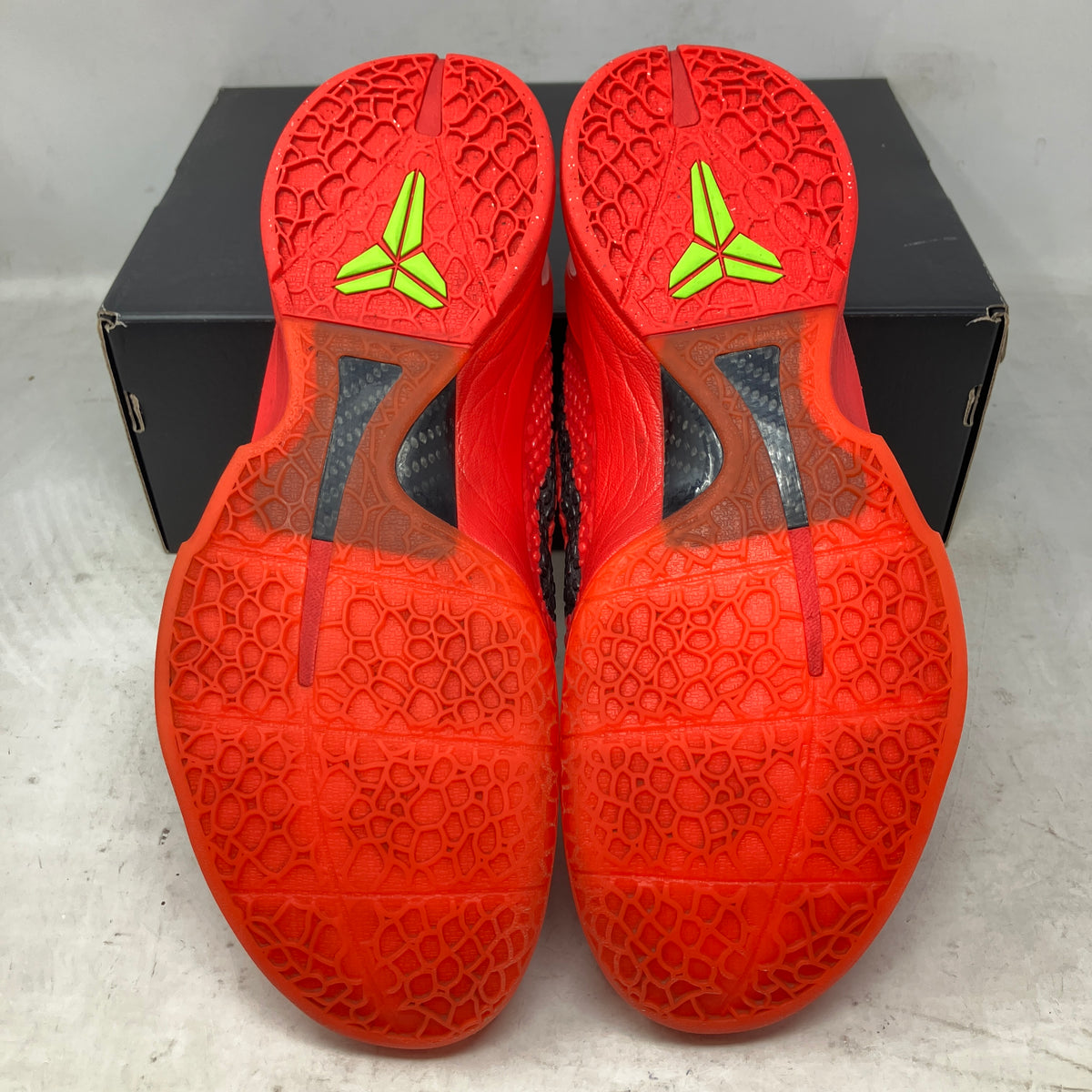 Nike Kobe 6 Protro Reverse Grinch