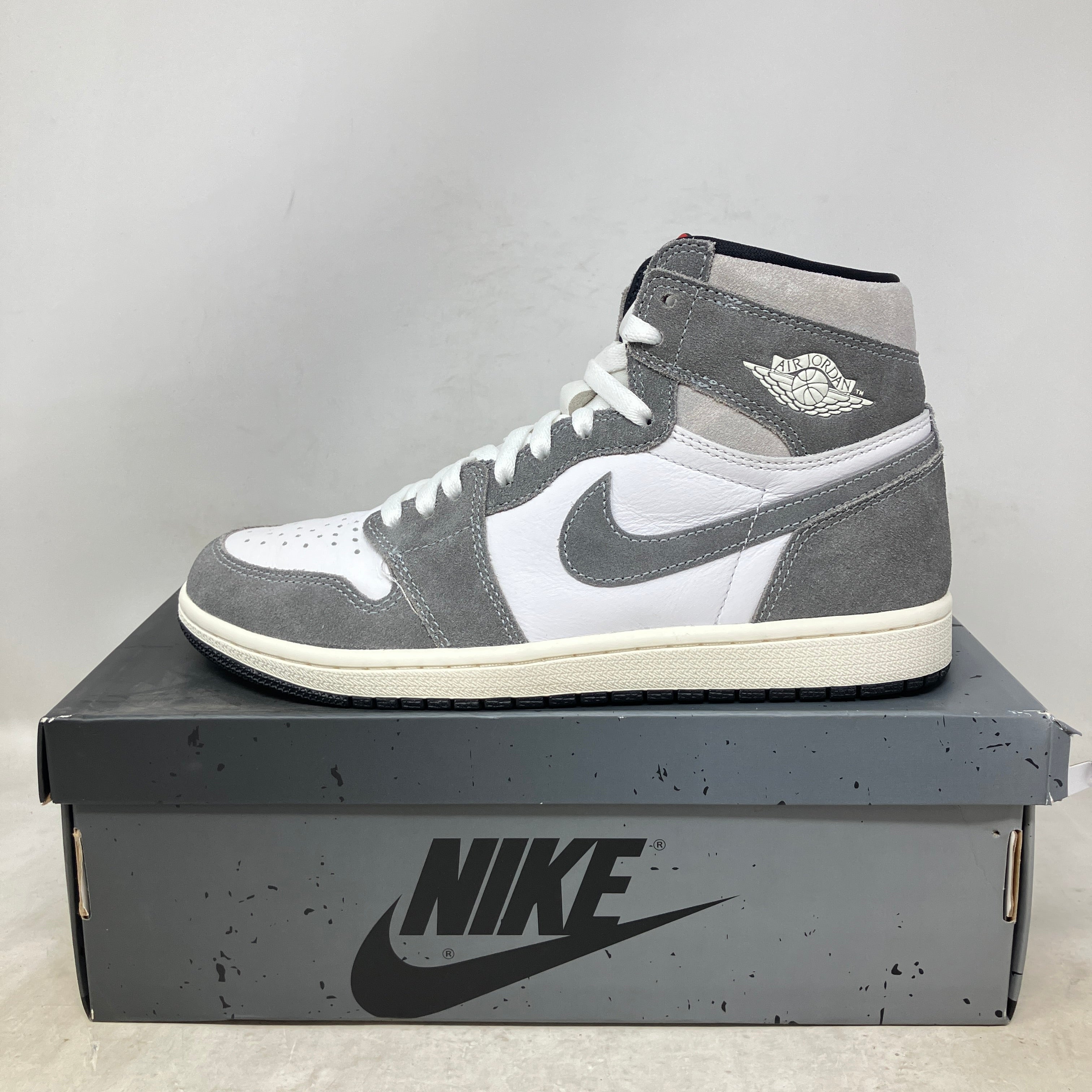 Jordan 1 Retro High OG Washed Black