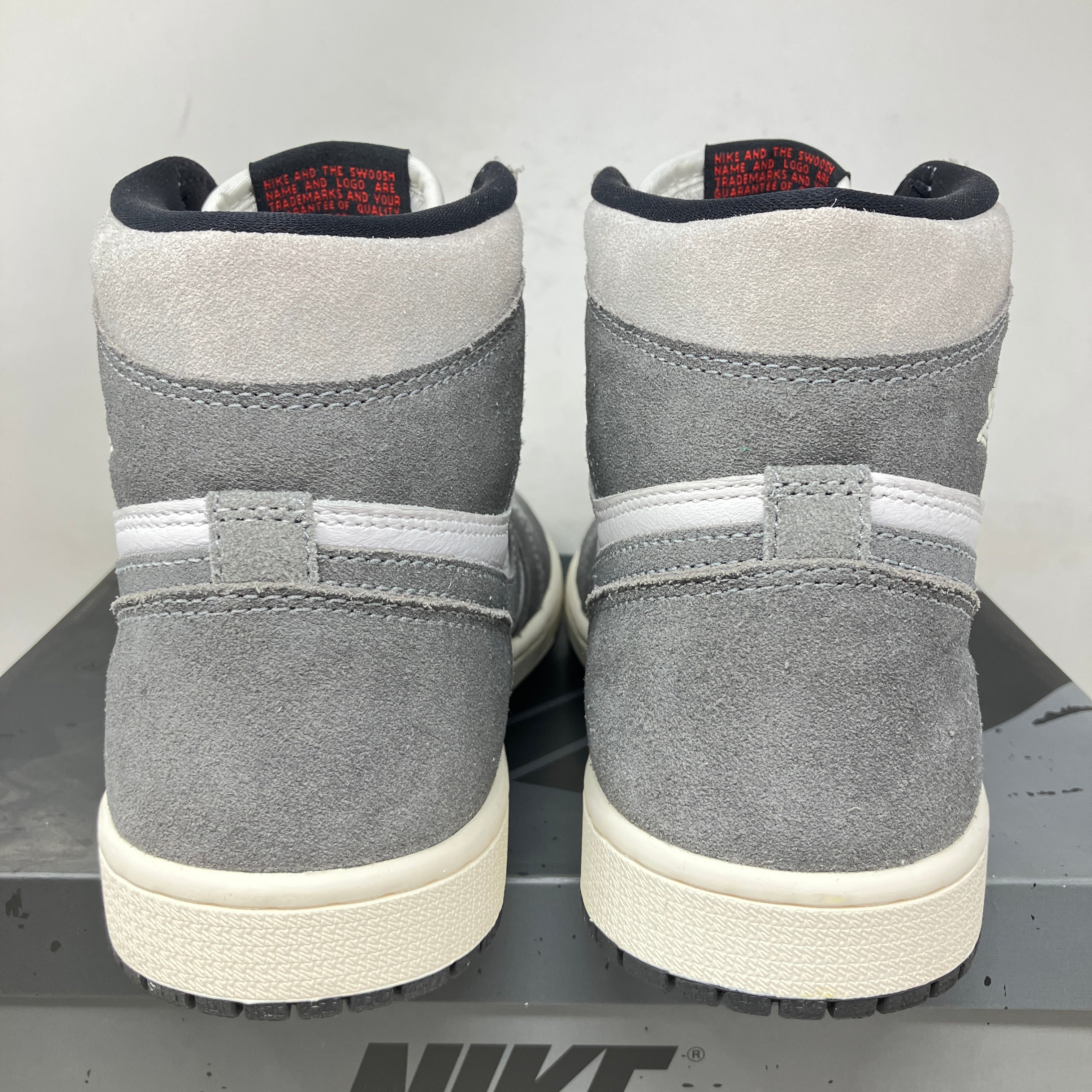 Jordan 1 Retro High OG Washed Black