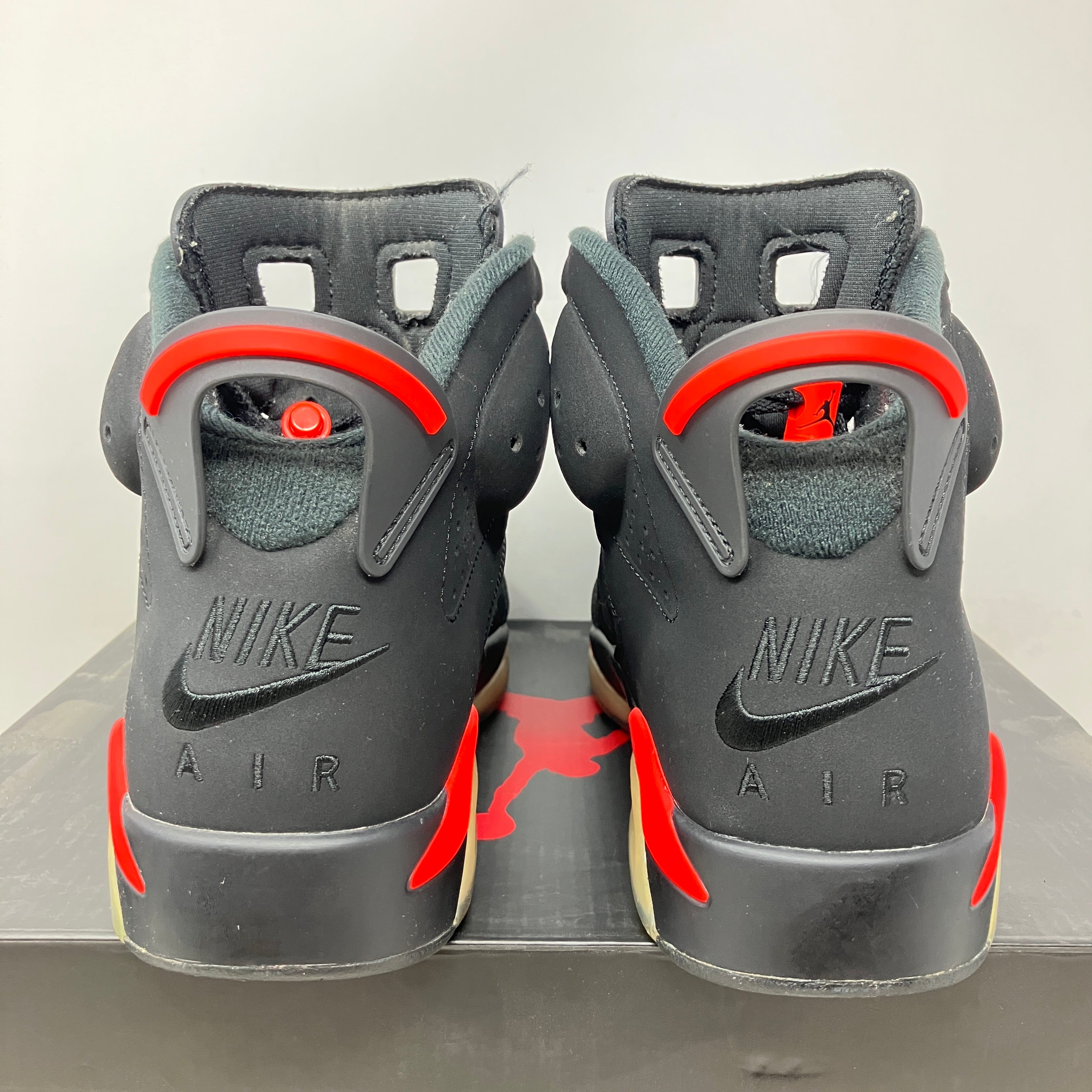 Jordan 6 Retro Black Infrared (2019)