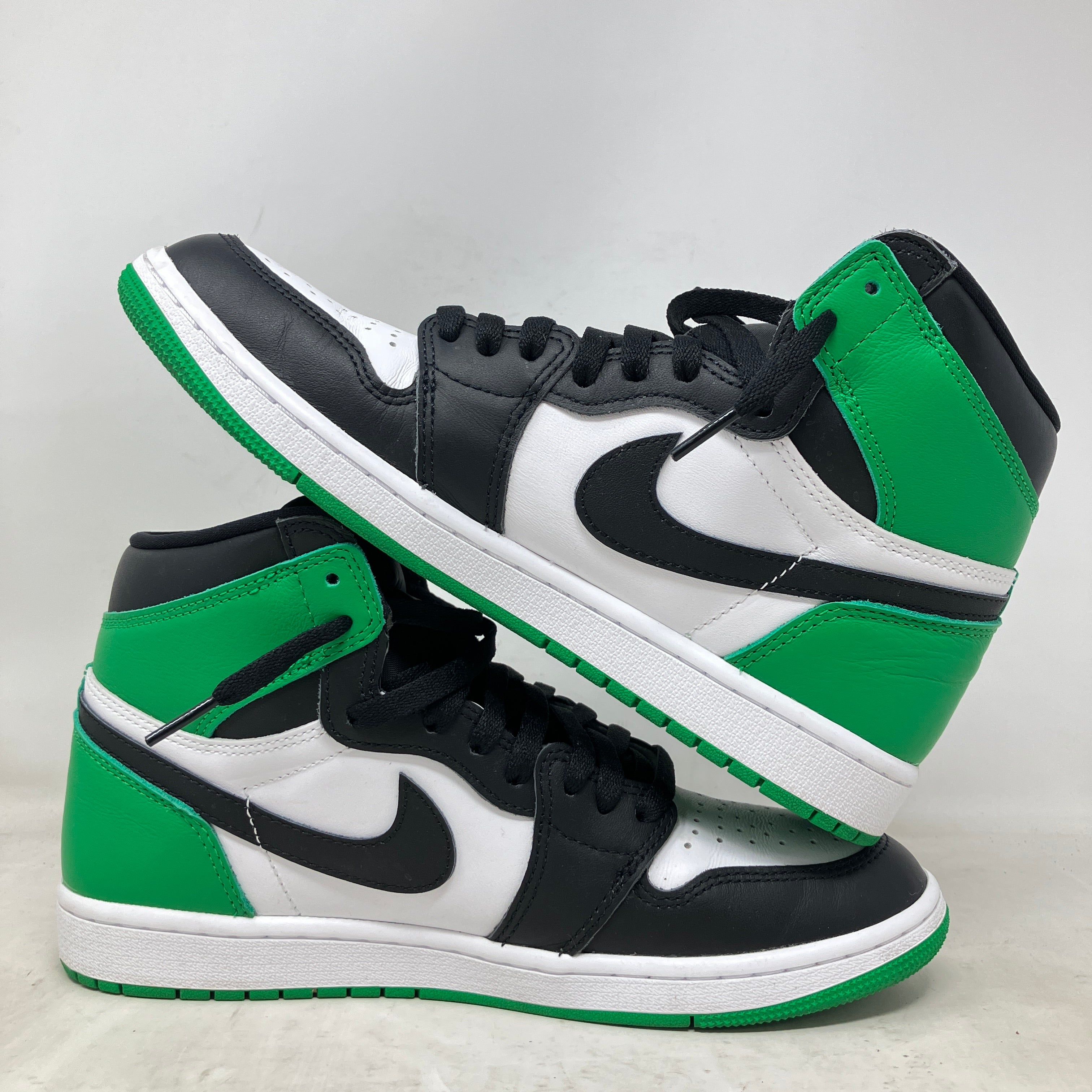 Jordan 1 Retro High OG Lucky Green