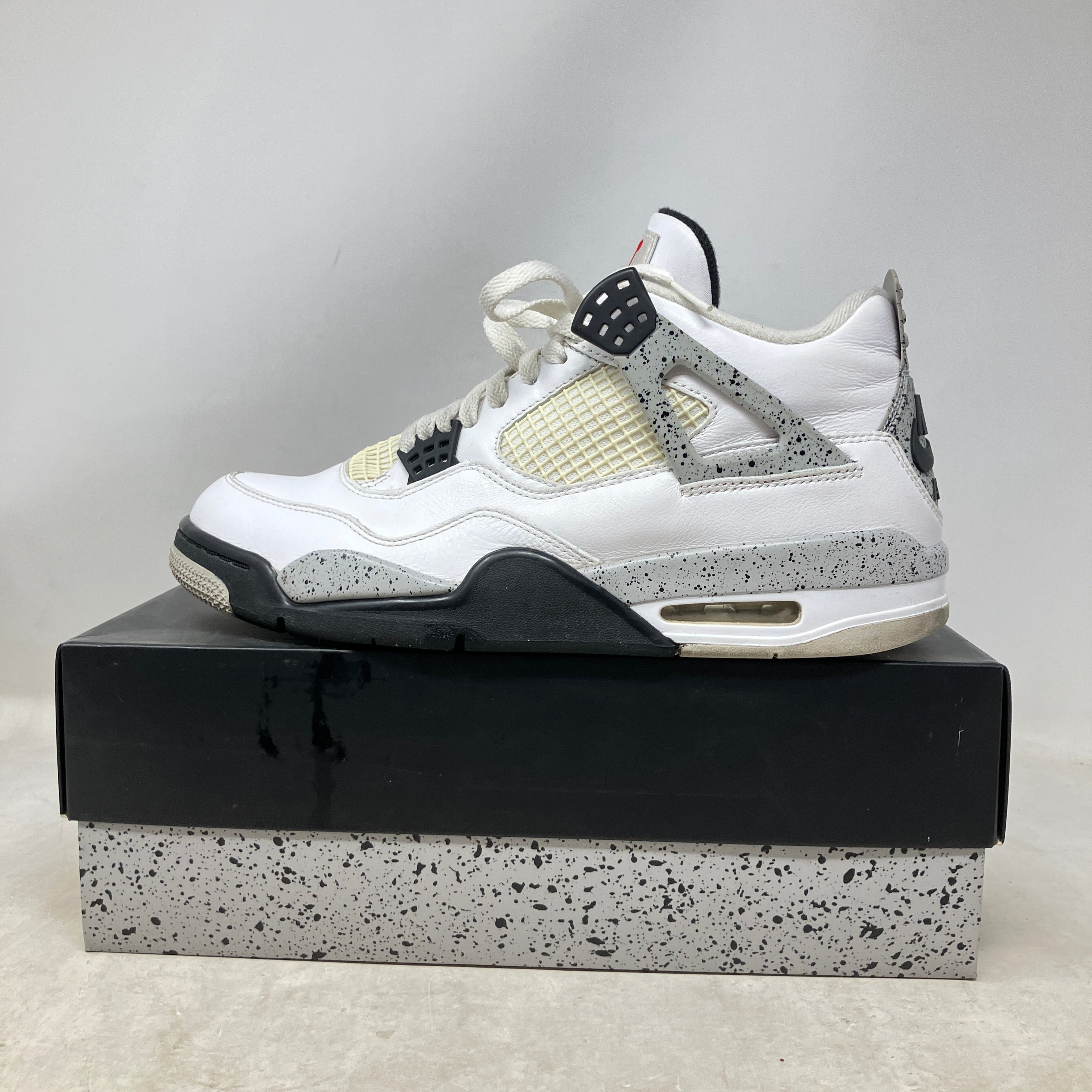 Jordan 4 Retro White Cement (2016)