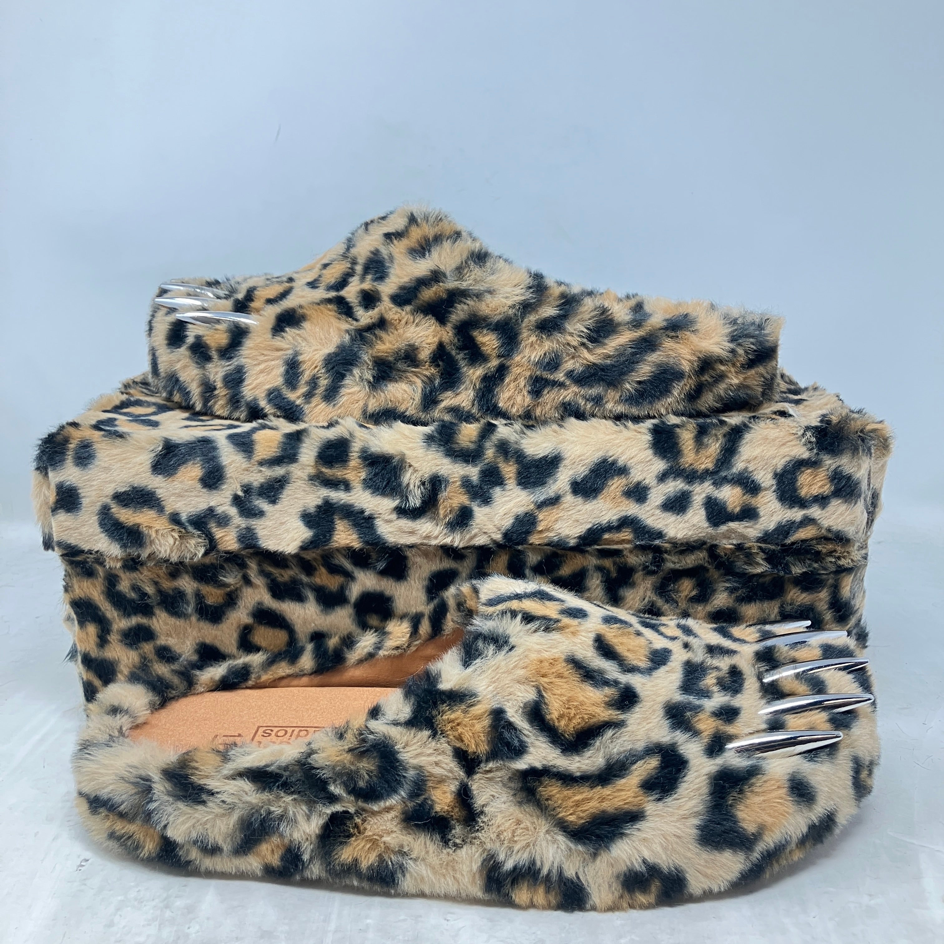 Bravest Studios Leopard Claw Mule Leopard