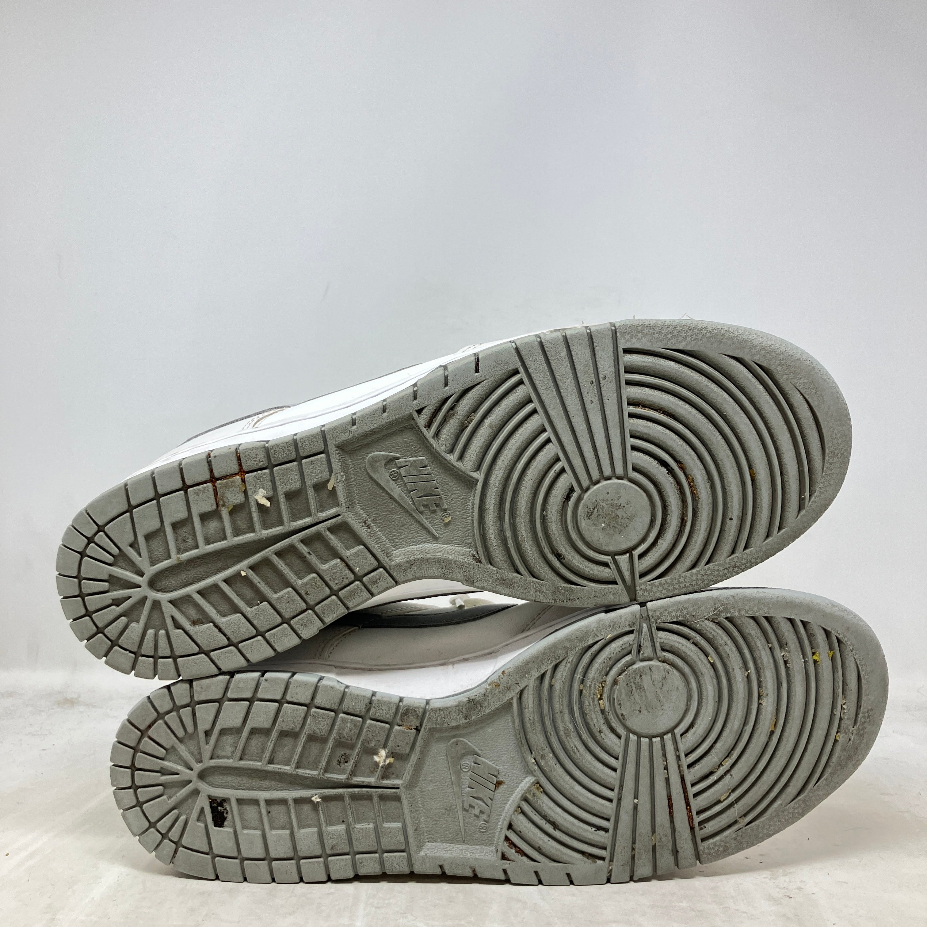 Nike Dunk Low Retro Summit White Light Smoke Grey