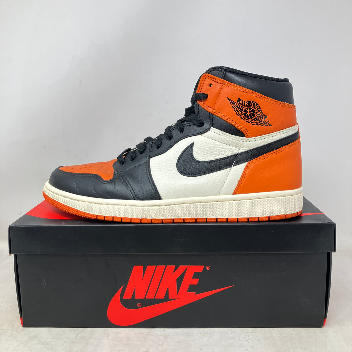 Jordan 1 Retro Shattered Backboard (2015)