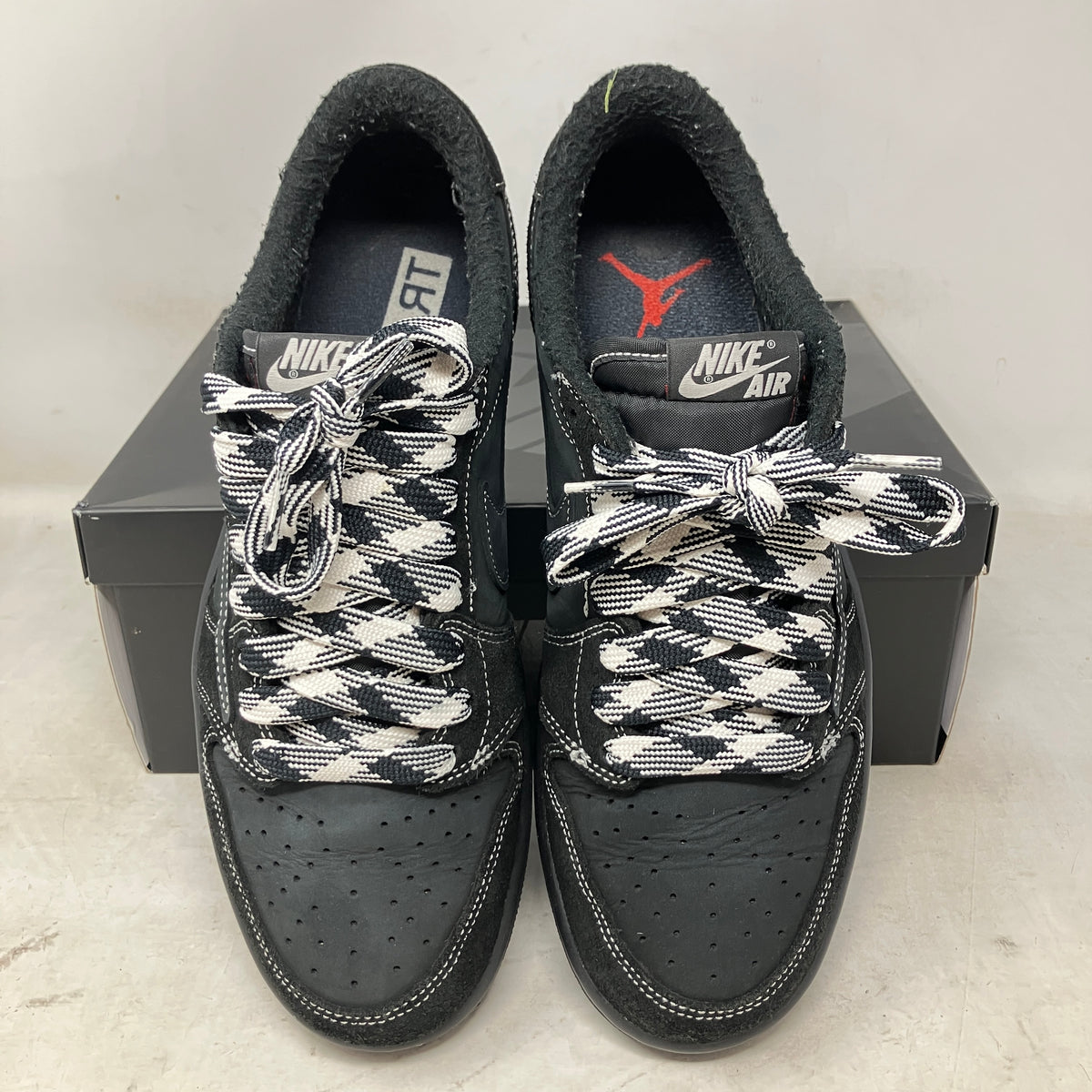 Jordan 1 Retro Low OG SP Travis Scott Black Phantom
