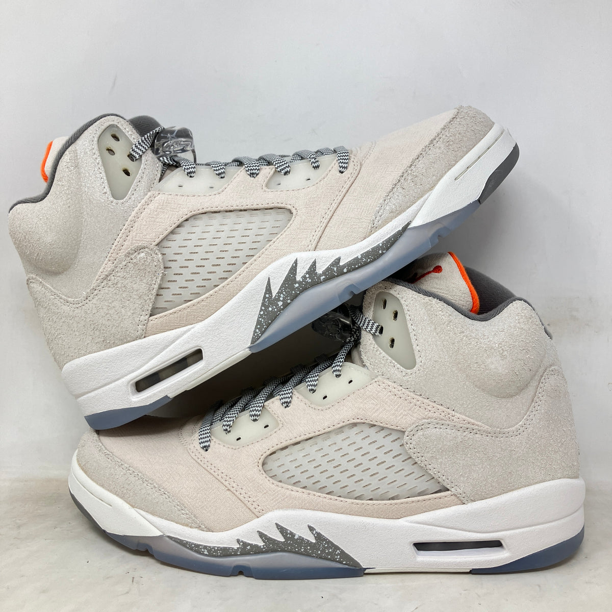 Jordan 5 Retro SE Craft Light Orewood Brown