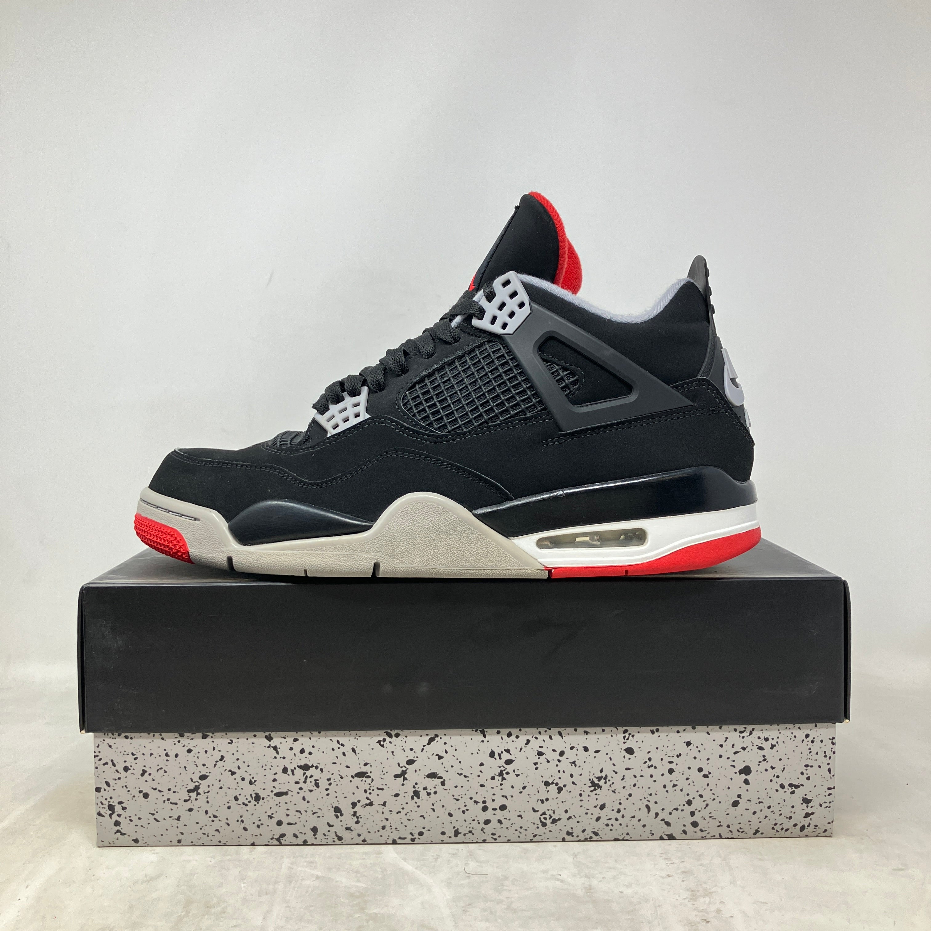 Jordan 4 Retro Bred (2019)