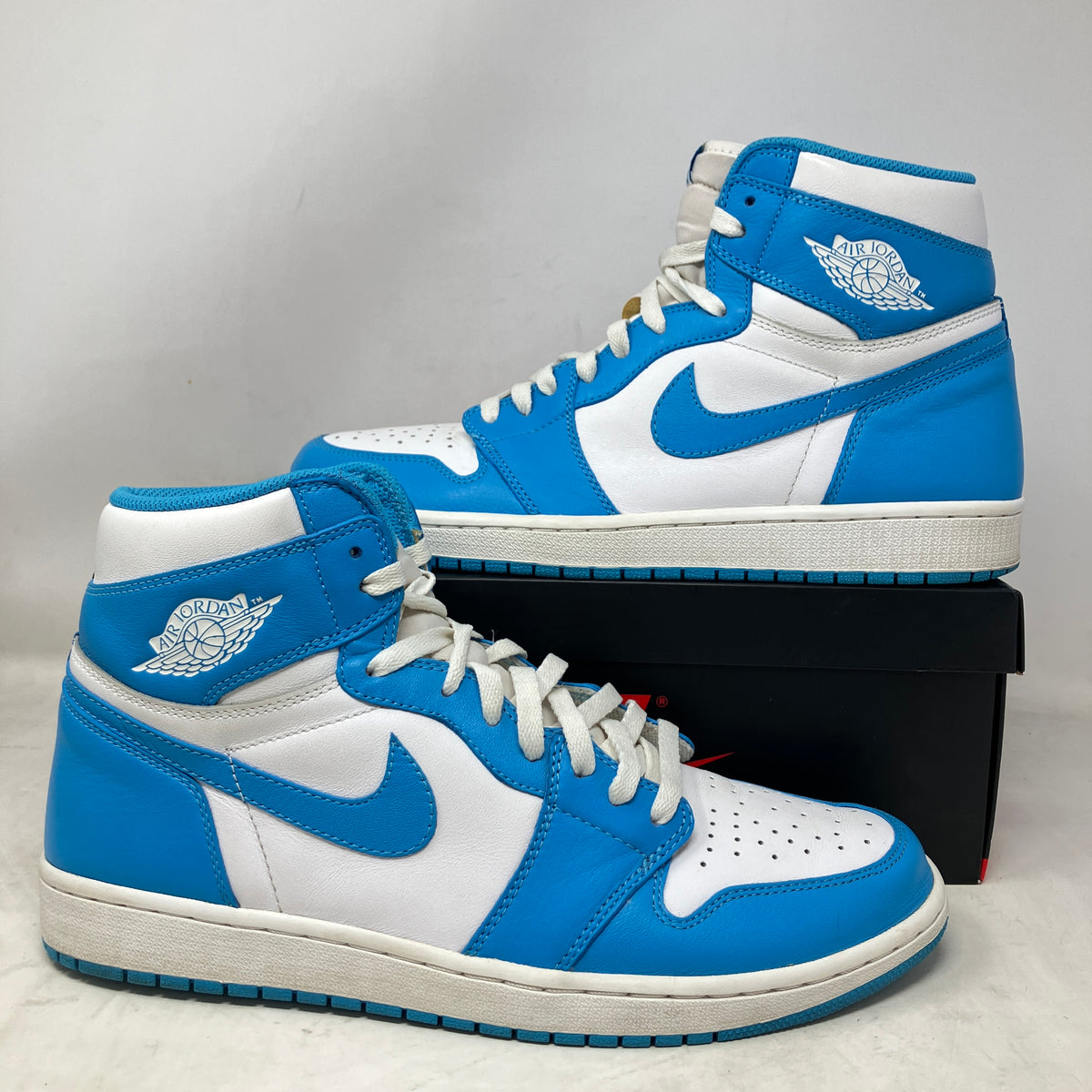 Jordan 1 Retro High OG UNC