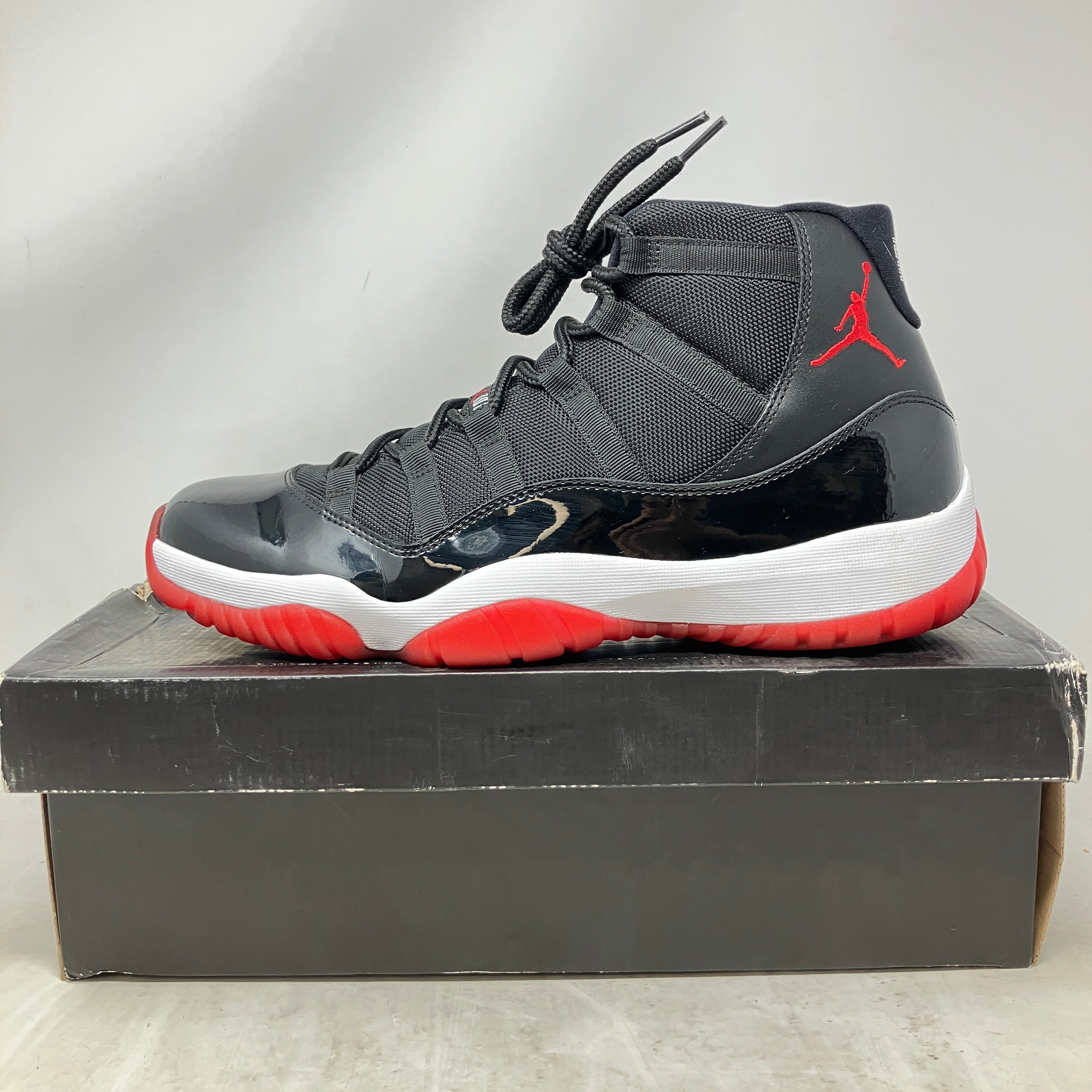 Jordan 11 Retro Playoffs (2012)