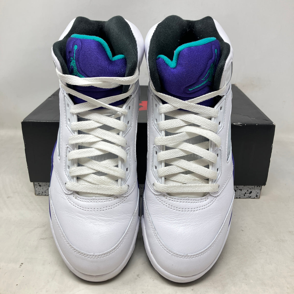 Jordan 5 Retro Grape (2025)