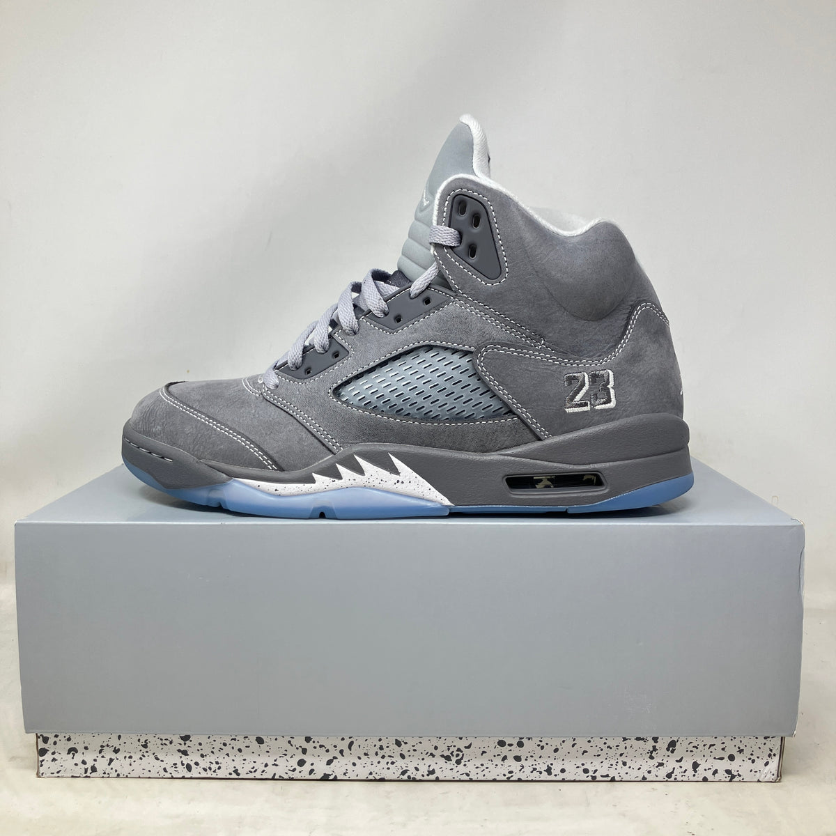 Jordan 5 Retro Wolf Grey (2026)