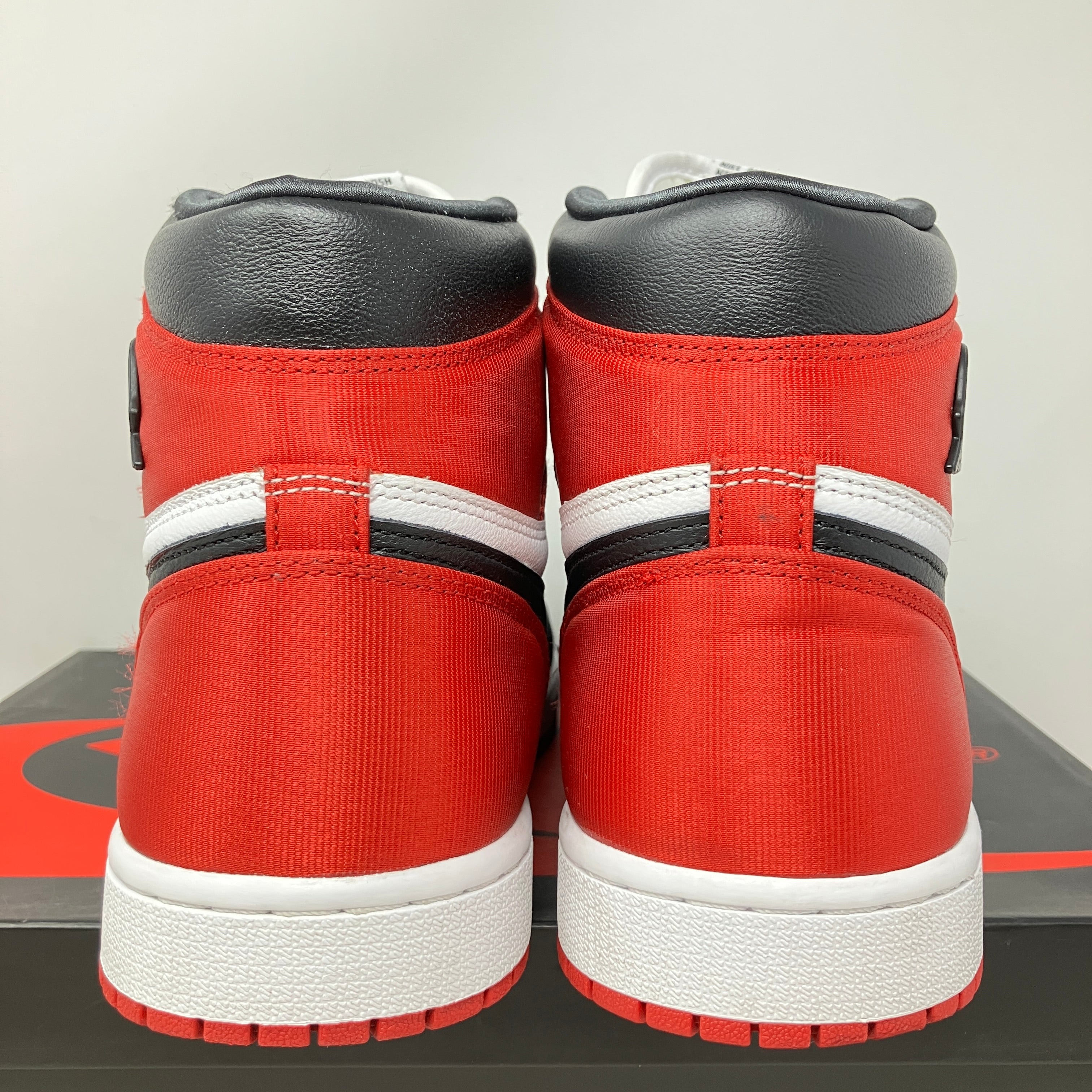 Jordan 1 Retro High Satin Black Toe (Women's)