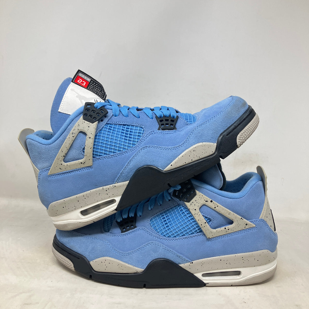 Jordan 4 Retro University Blue