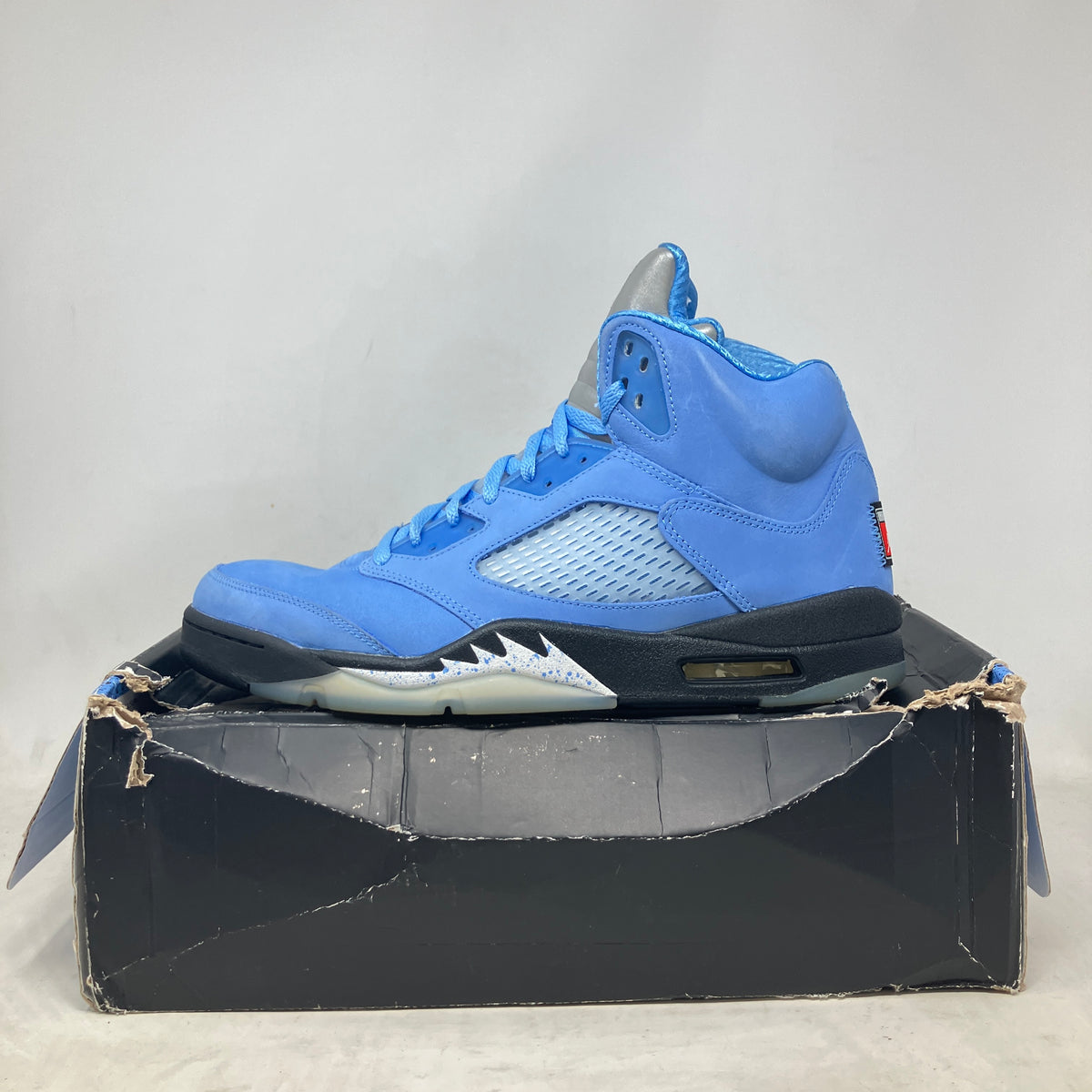 Jordan 5 Retro UNC University Blue