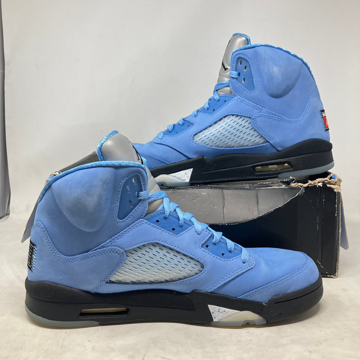 Jordan 5 Retro UNC University Blue