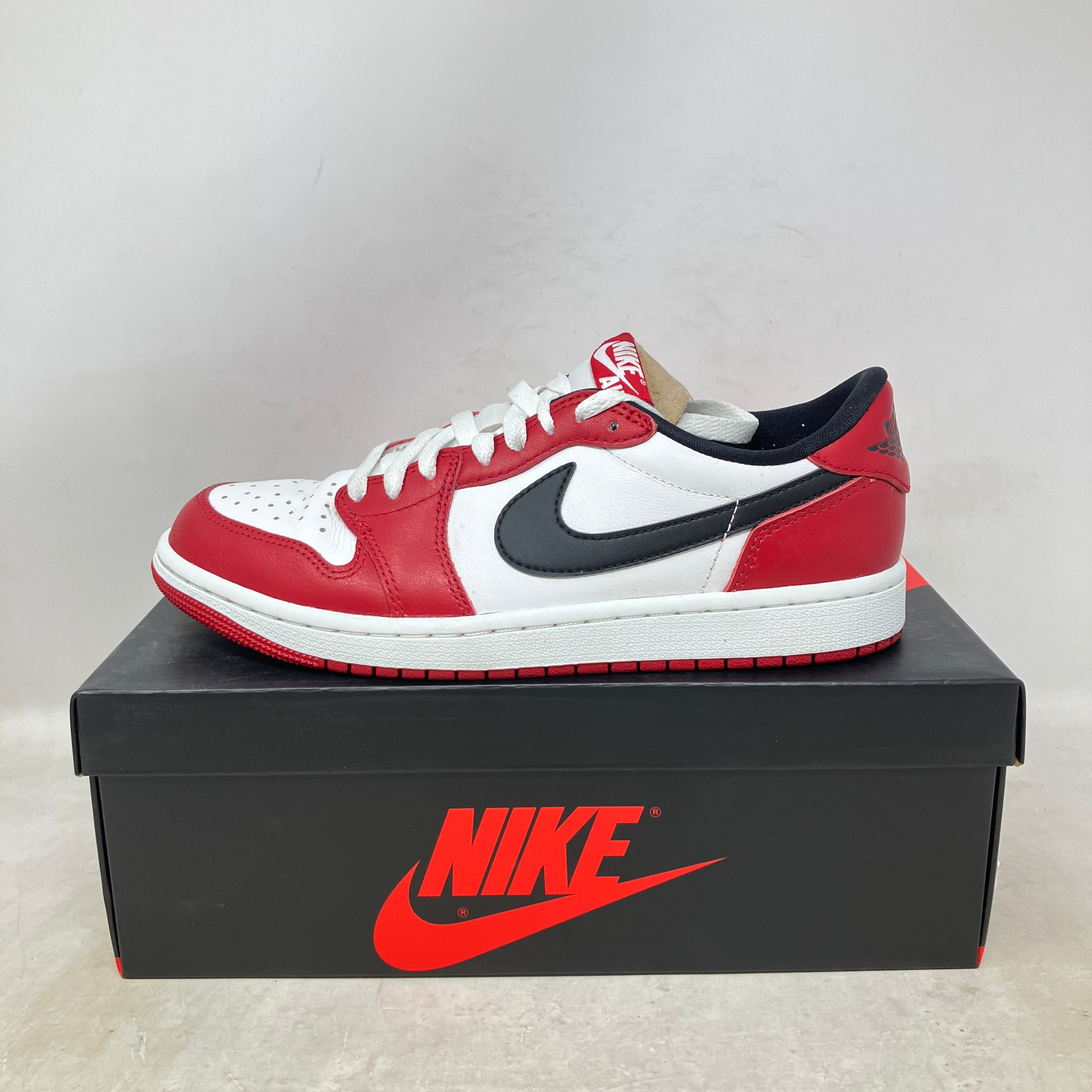 Jordan 1 Retro Low OG Chicago (2025) – Hidden Realm