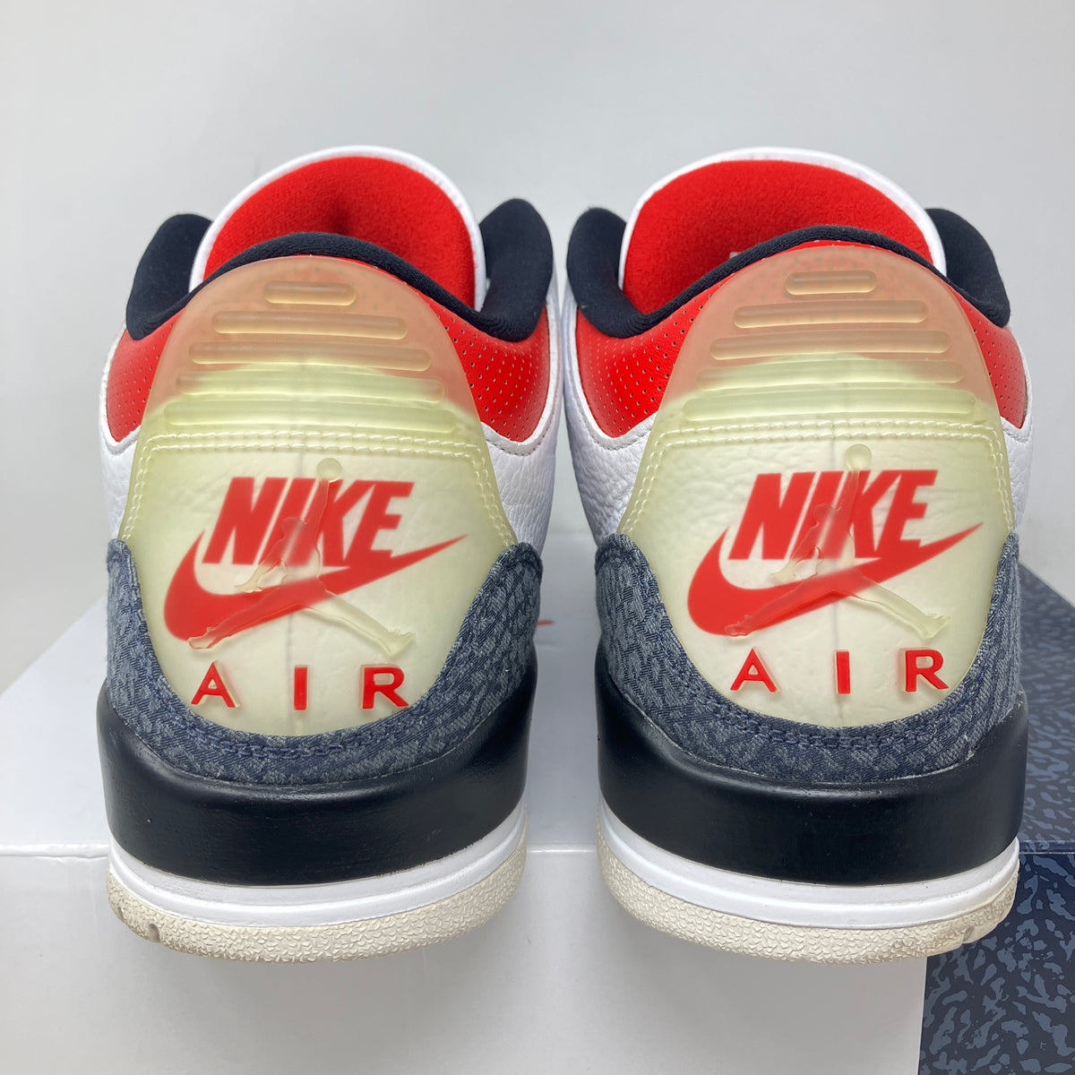 Jordan 3 Retro SE Fire Red Denim (2020)