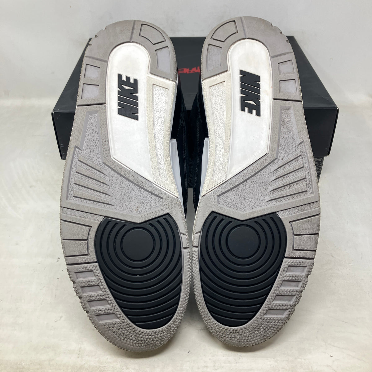 Jordan 3 Retro Tinker Black Cement Gold