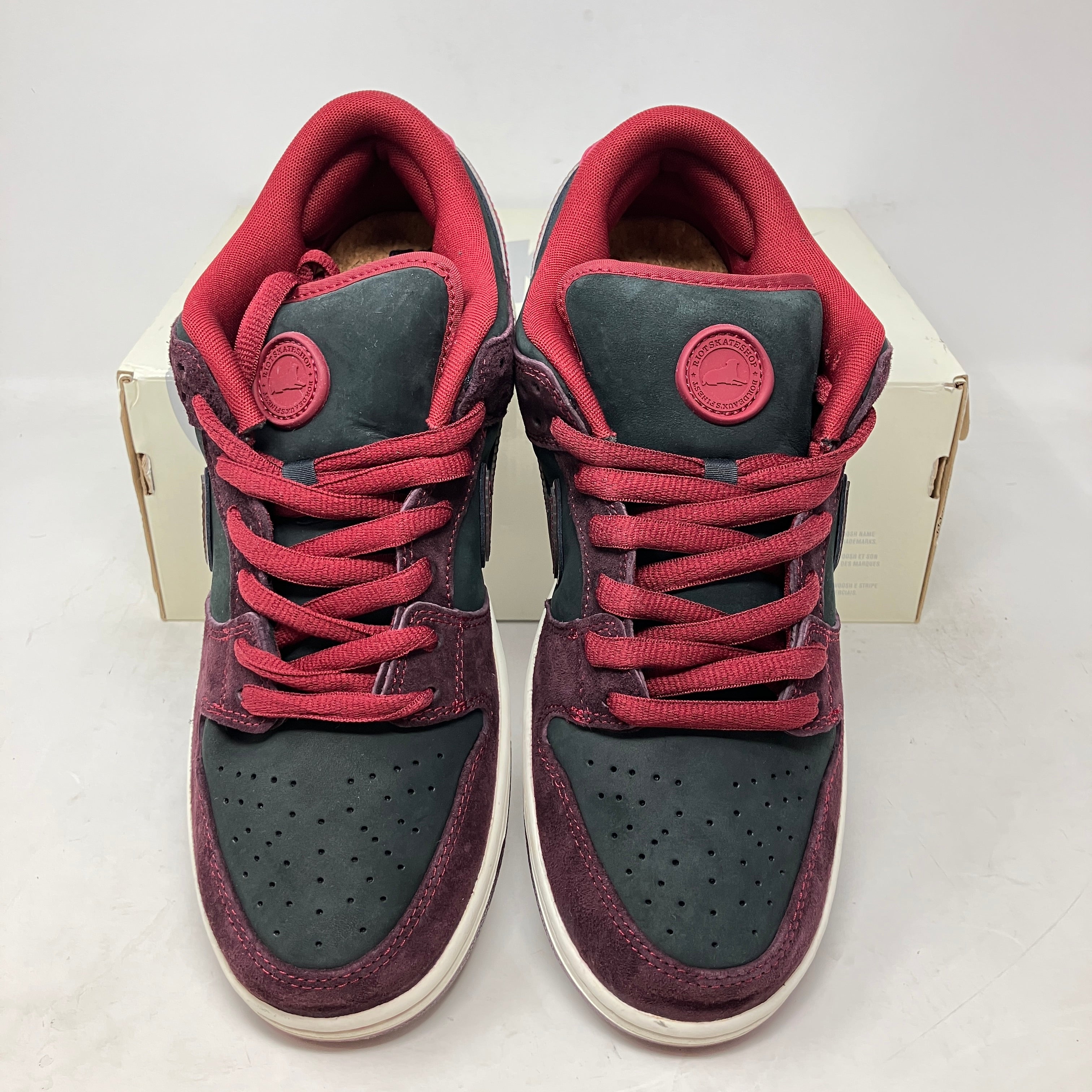 Nike SB Dunk Low Riot Skateshop
