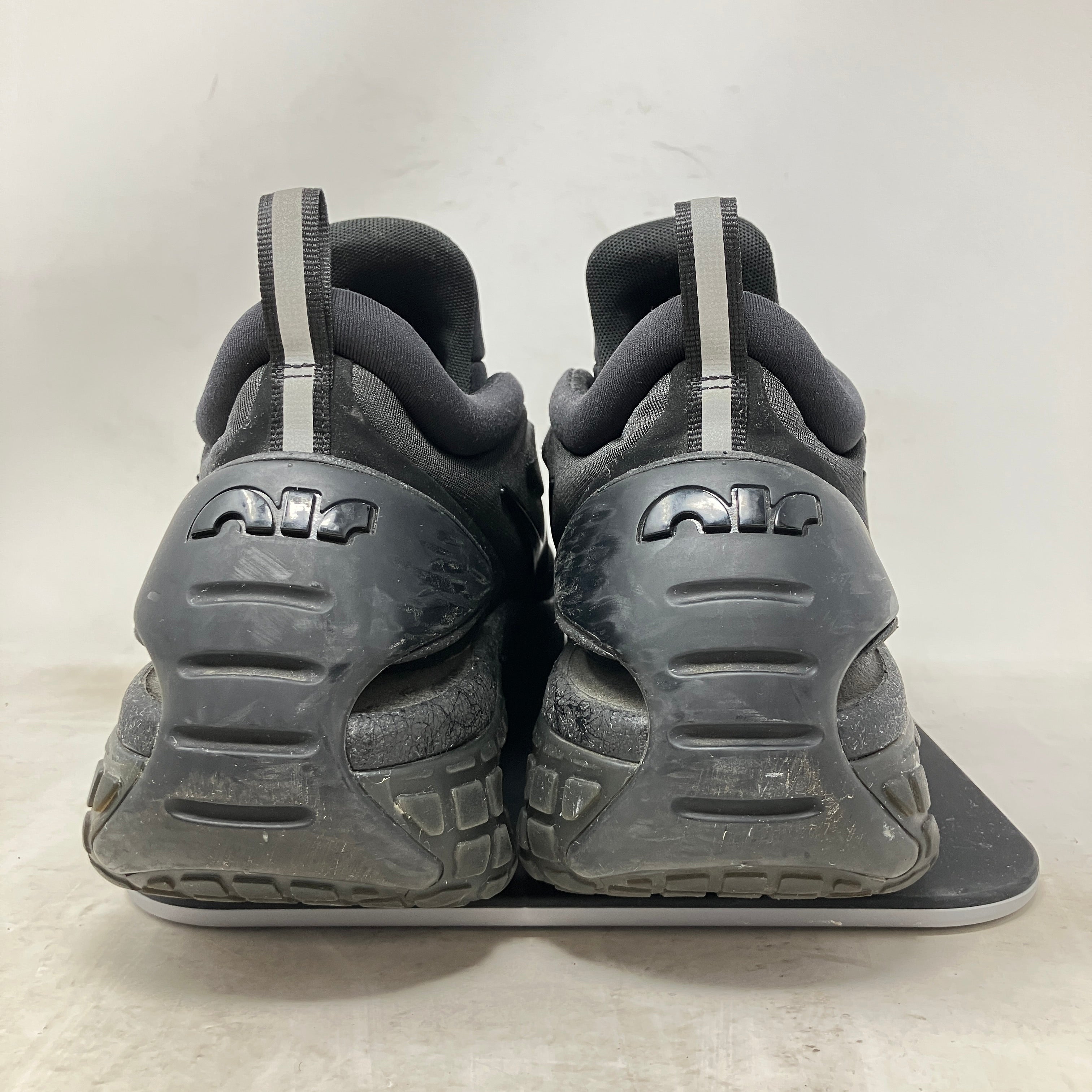 Nike Adapt Auto Max Triple Black (US Charger)