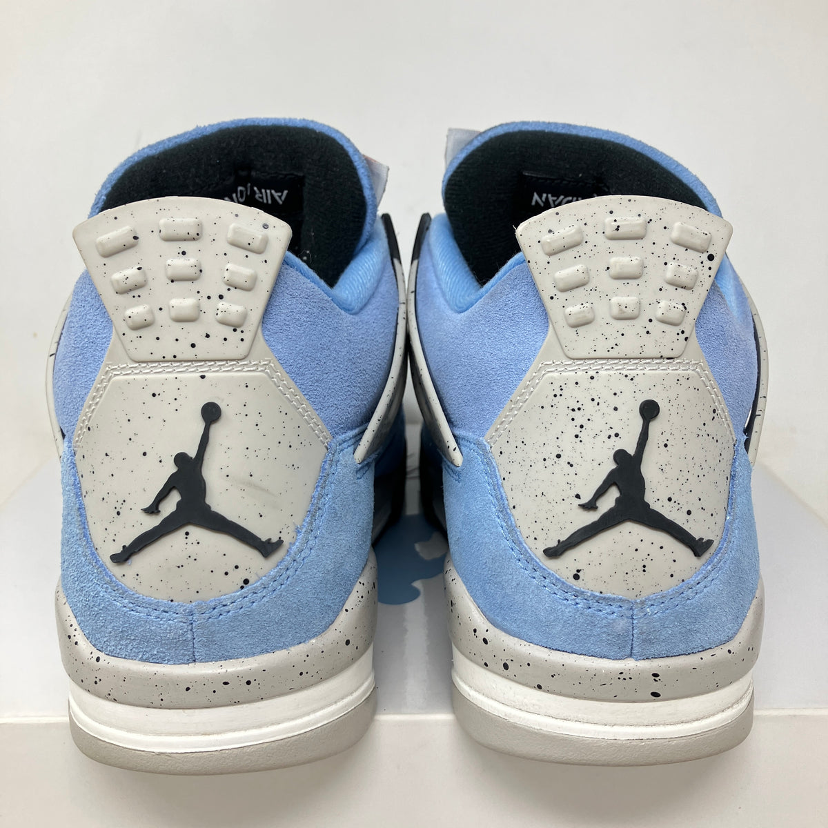 Jordan 4 Retro University Blue