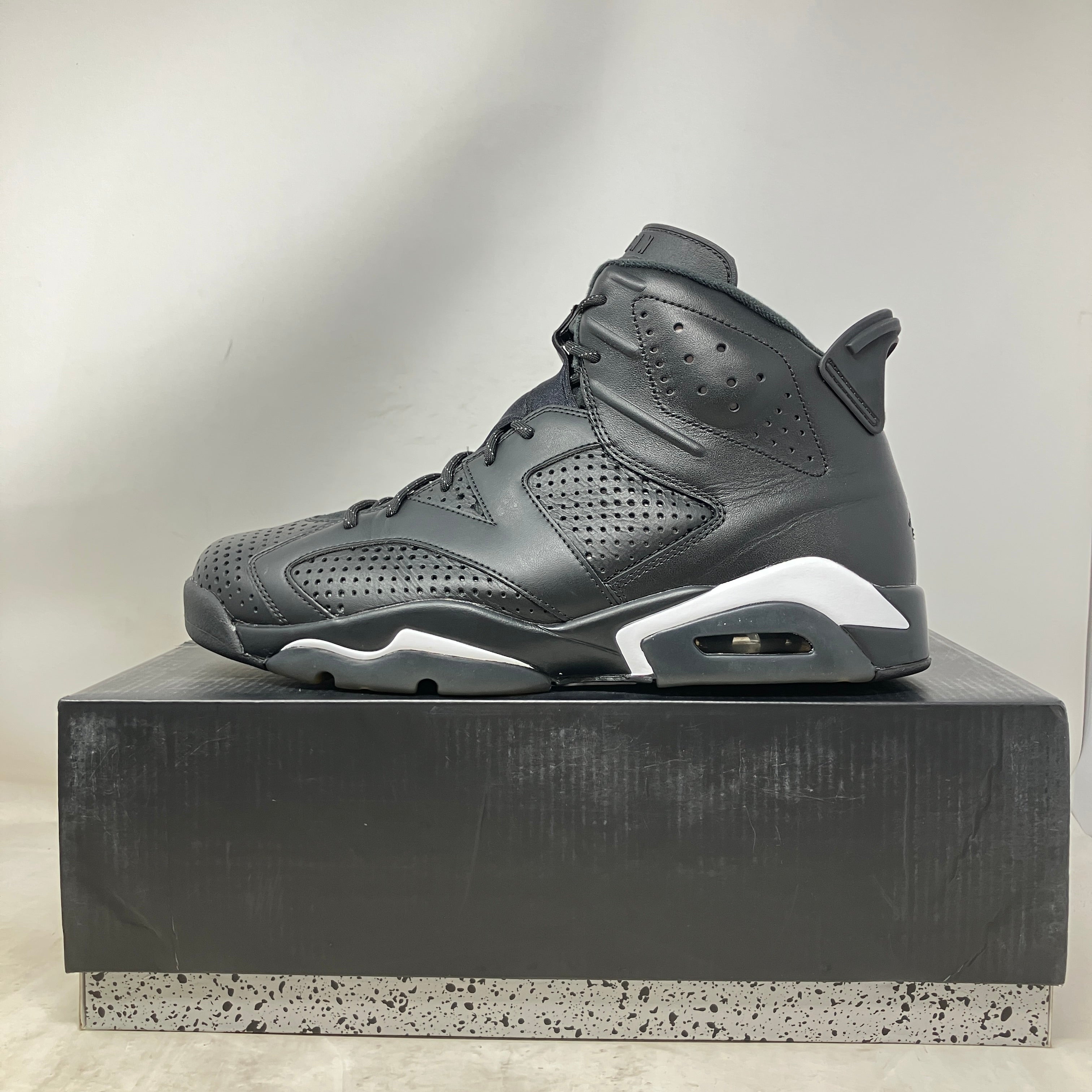 Jordan 6 Retro Black Cat