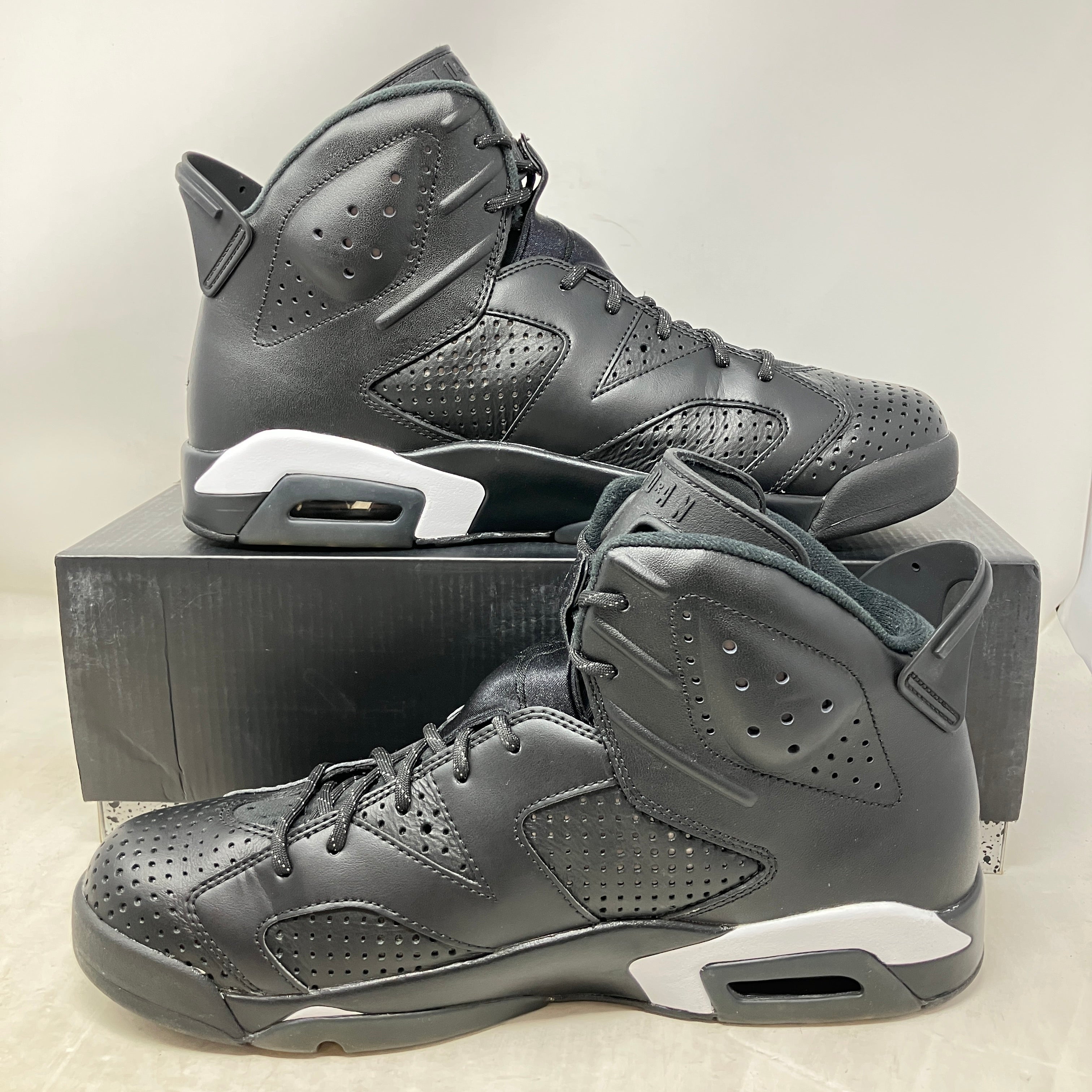 Jordan 6 Retro Black Cat