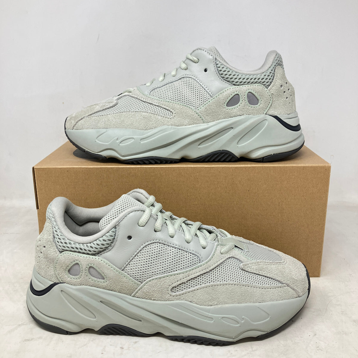 adidas Yeezy Boost 700 Salt