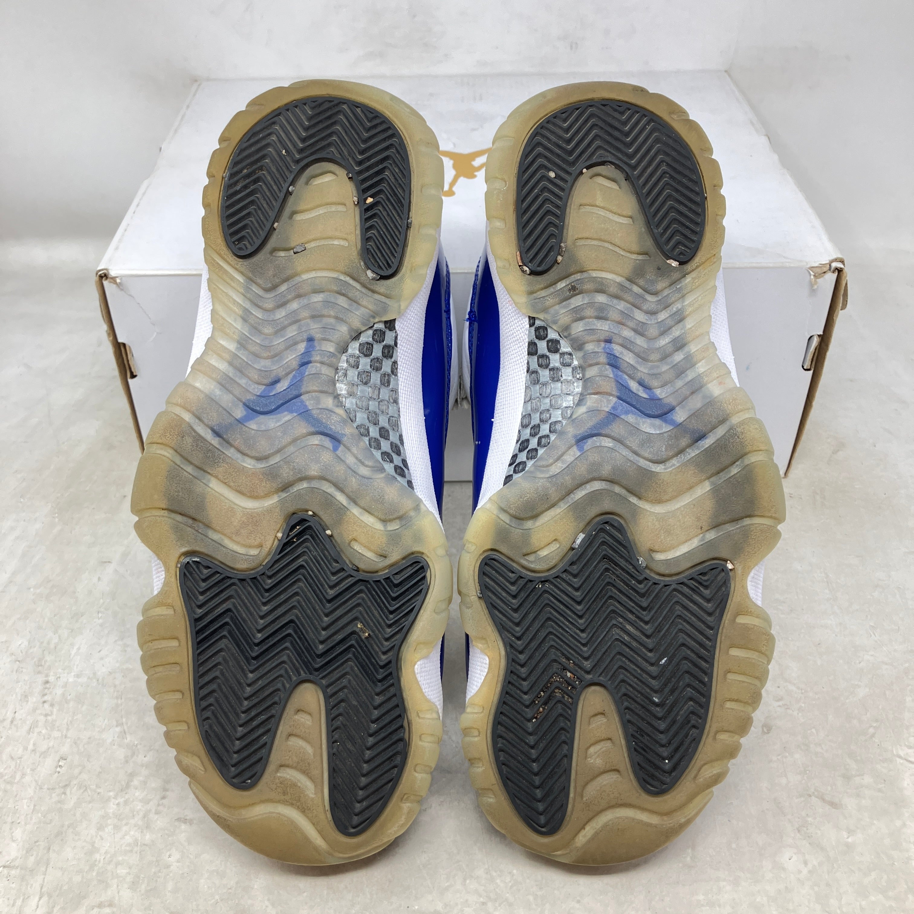 Jordan 11 Retro Low White Concord (Women's)
