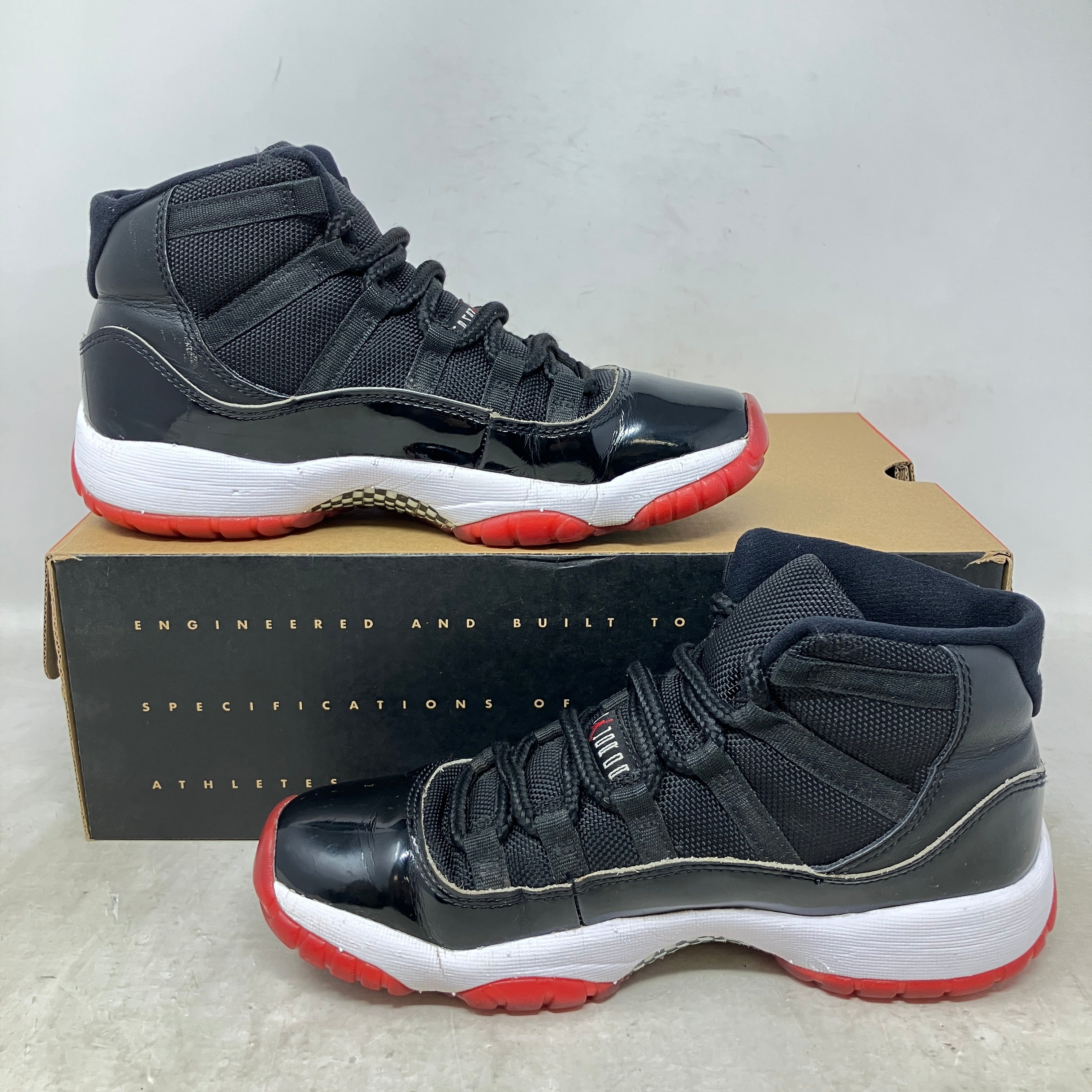 Jordan 11 Retro Playoffs Bred (2019) (GS)